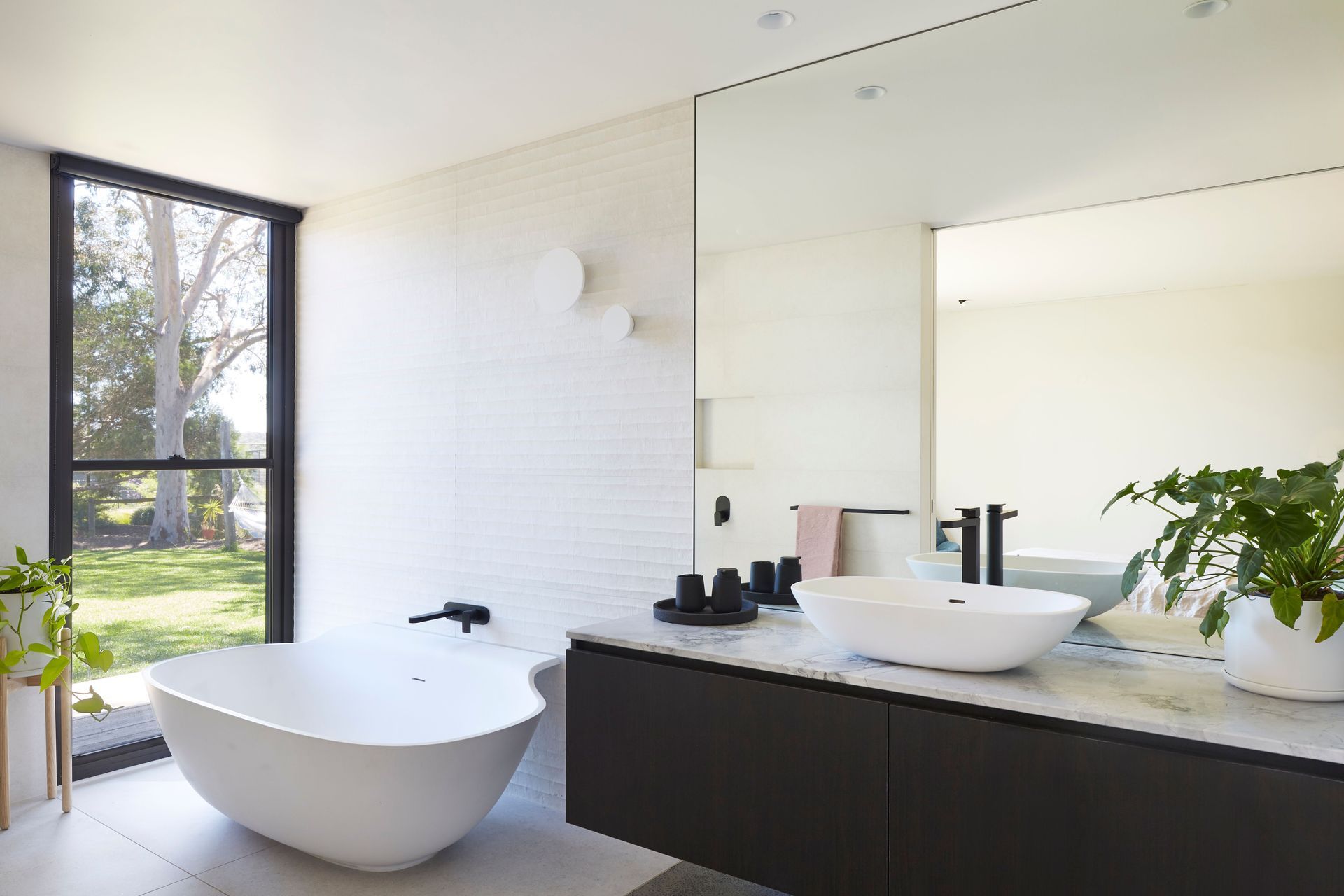 Axis-i1000FS-Balnarring-Beach-House-11-Dimensions-Balnarring-VIC-Interior-4.jpeg