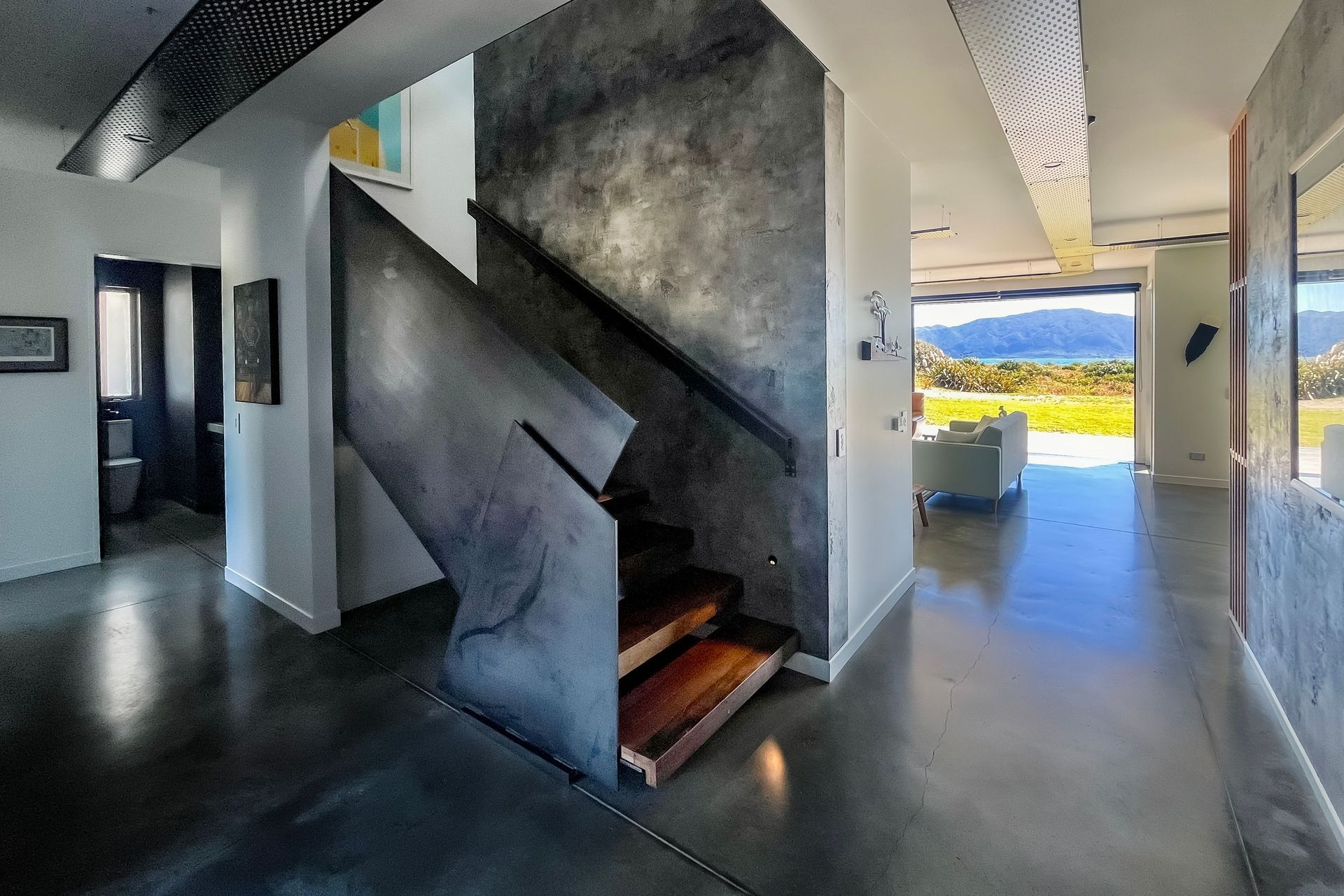 GFStairs02.jpg
