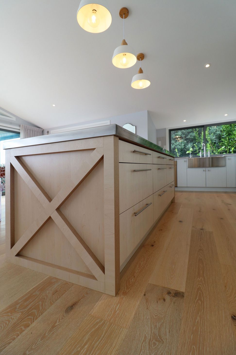 Coastal Style Kitchen with 'V' Groove and Ply Details