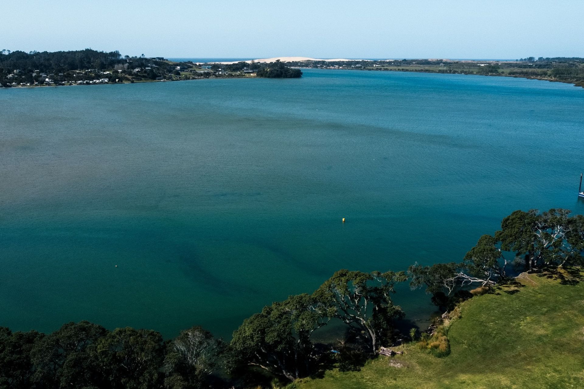 mangwhai-harbour-new-zealand-arcline-architecture.jpg