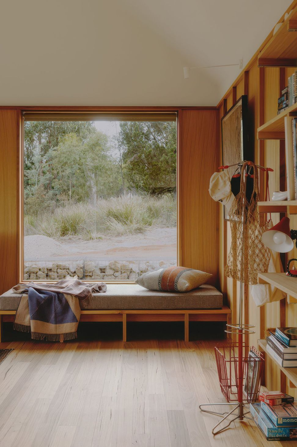 scale-springbeachhouse-timclarkstudio-10-1000x1333-gigapixel-standard-v2-2x.jpeg