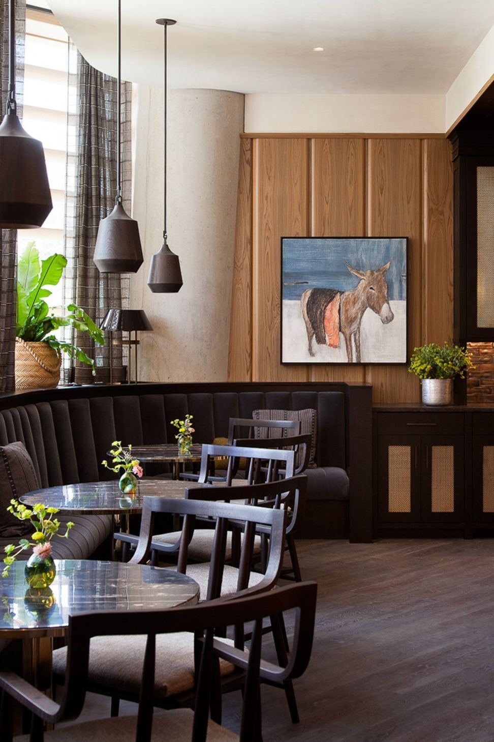 cravotta-interiors-cypress-lounge-banquette-allied-maker-san-antonio.jpg