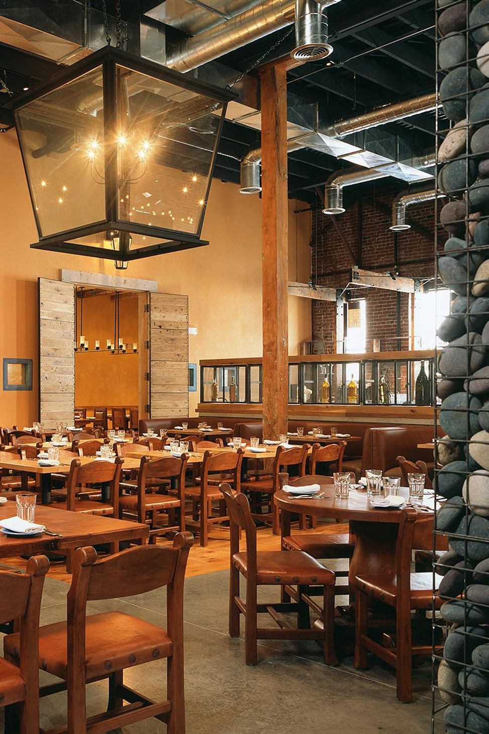004Zack-de-VitoModern-Architecture-Construction-Design-BuildTres-Agaves-San-Francisco-Custom-RestaurantDining-Room-at-Stone-Gabion.jpg
