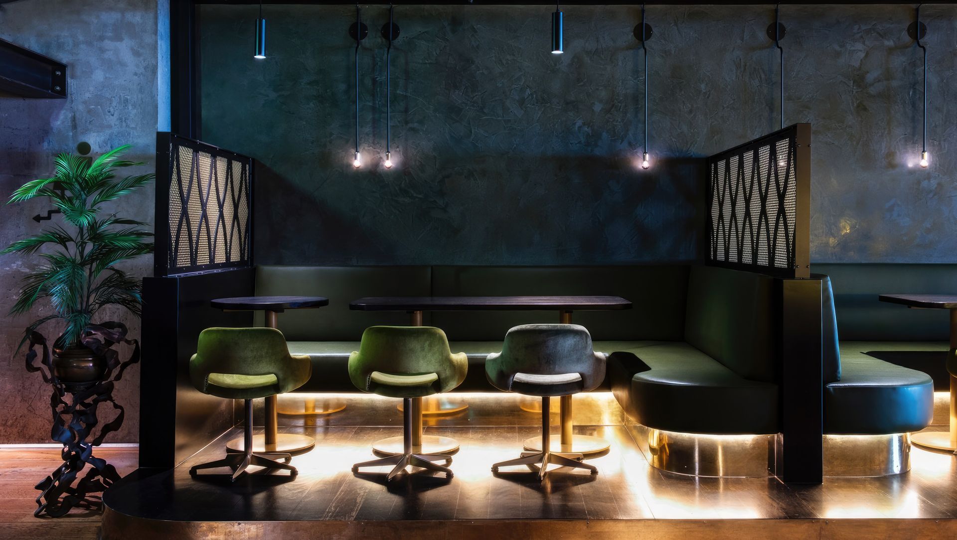 Diesel Bar banner