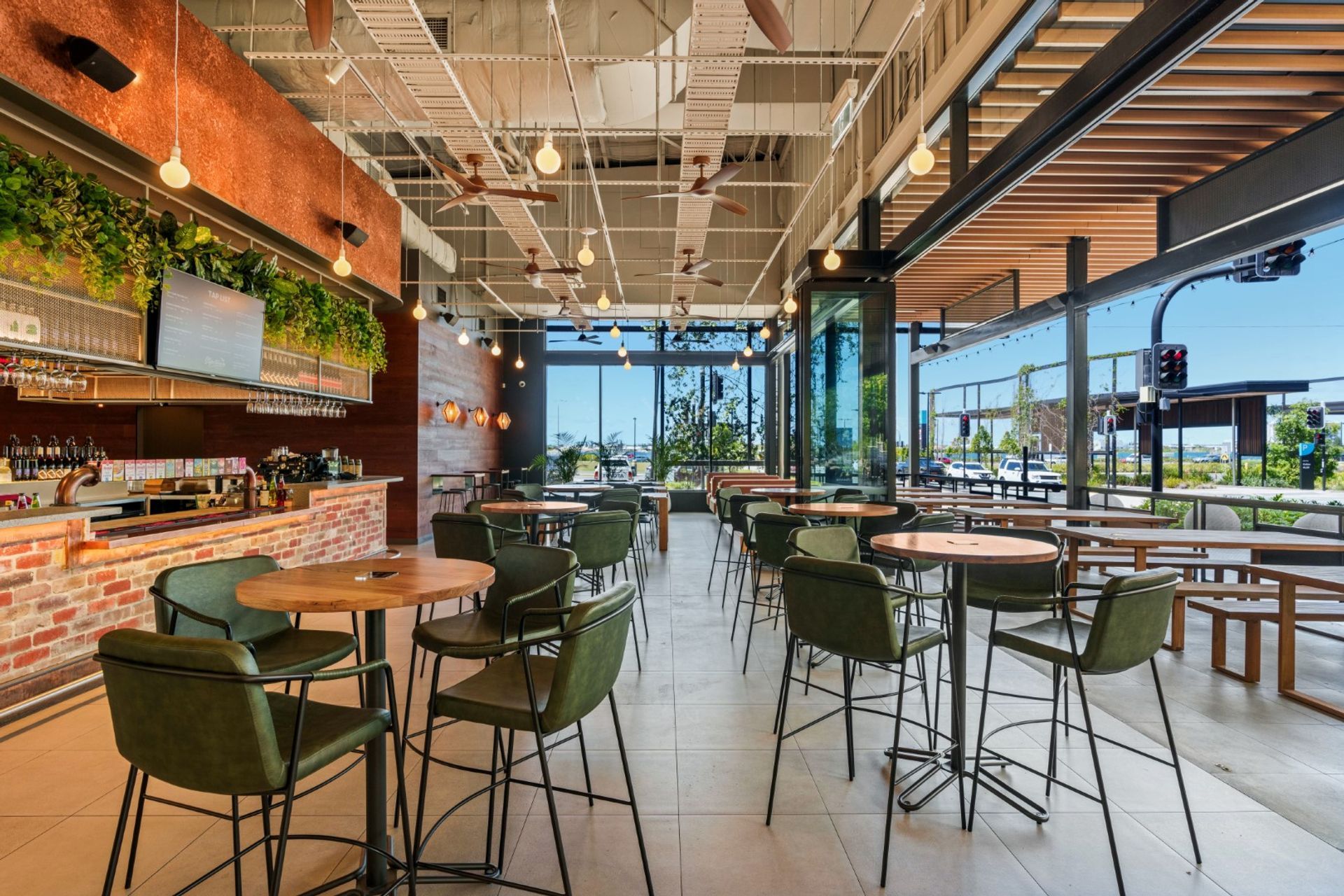RSSlipstreamSocialHouse1-Large.jpg