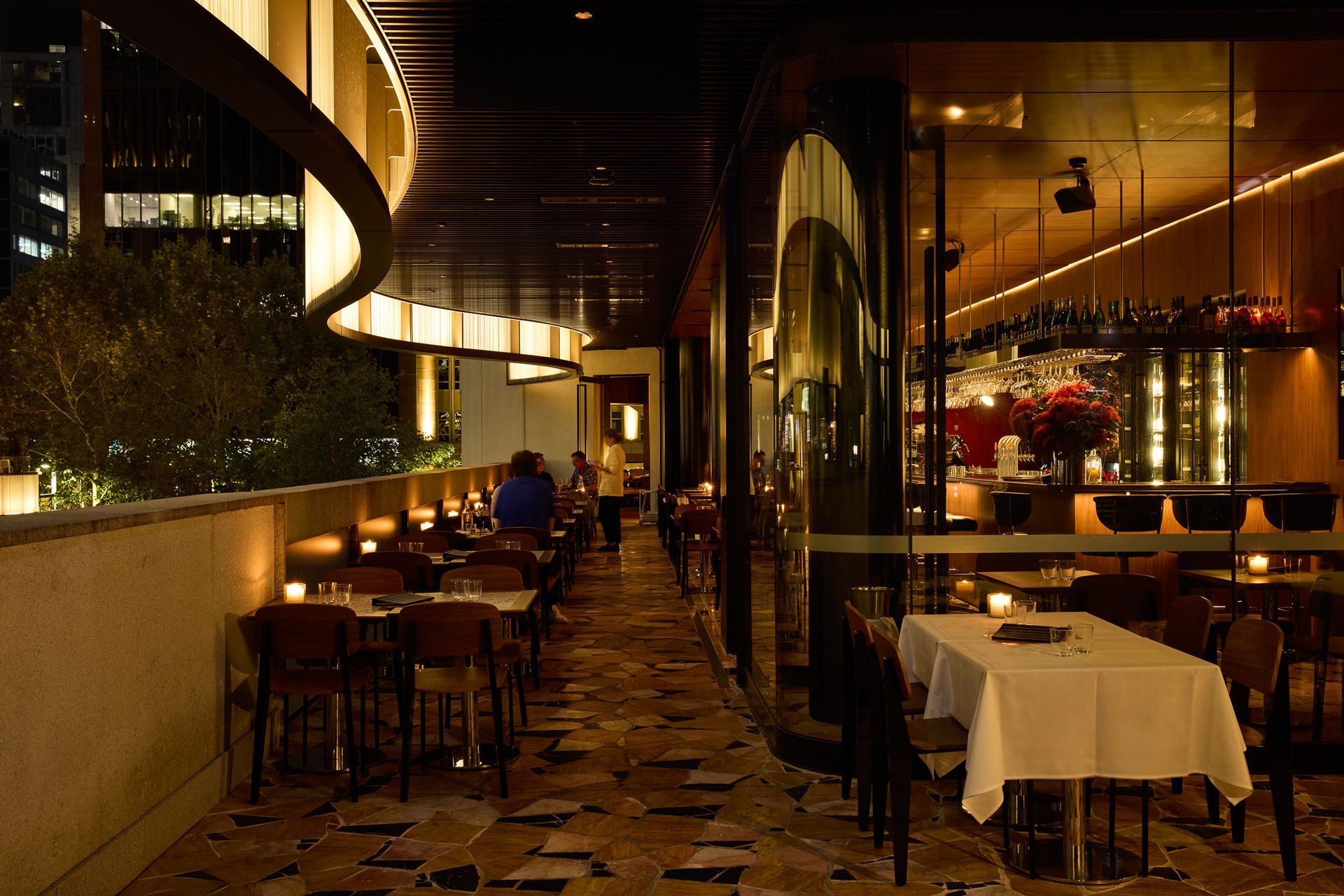 TheIntlWineBar255.jpg