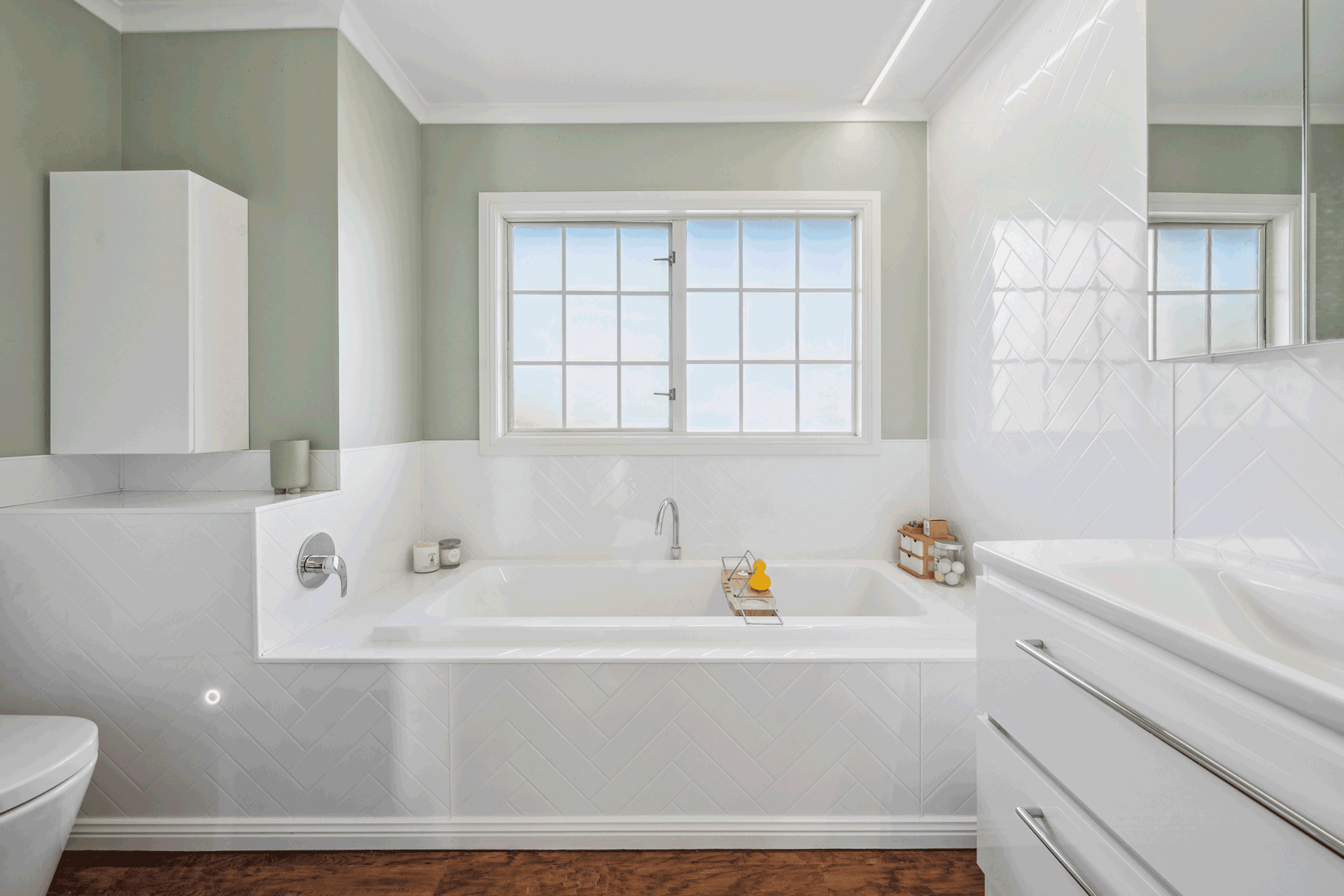 2024-up-bath-2RikaPl.png