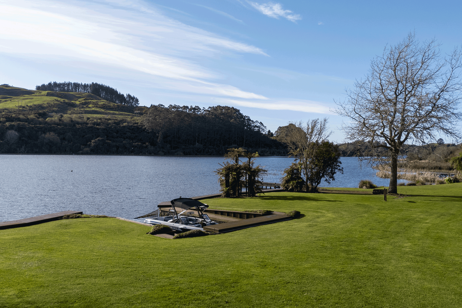 2025-lake-view-I-TeAkauRd.png