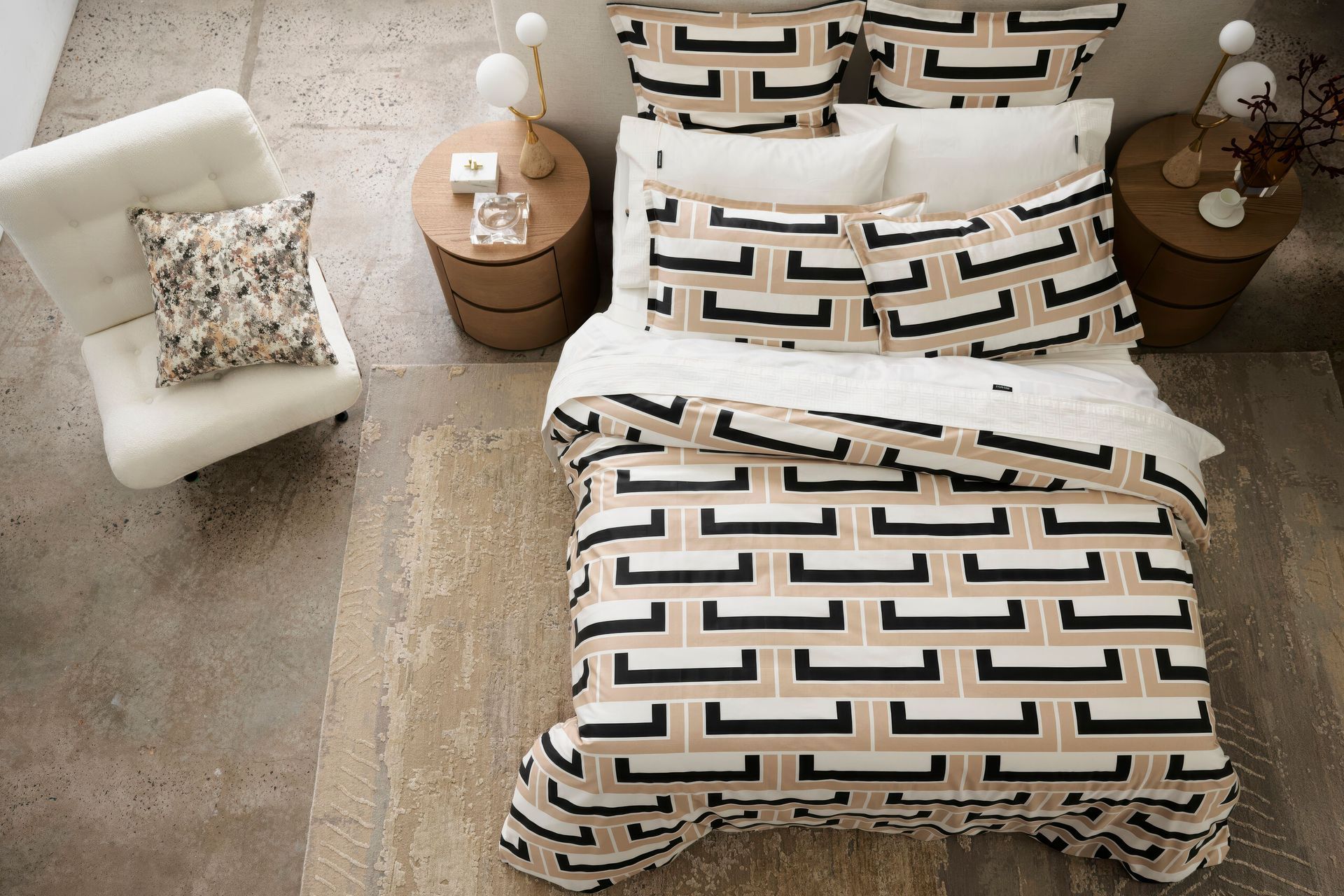 GregNataleSignatureBedding04-scaled-gigapixel-standard-v2-2x.jpeg