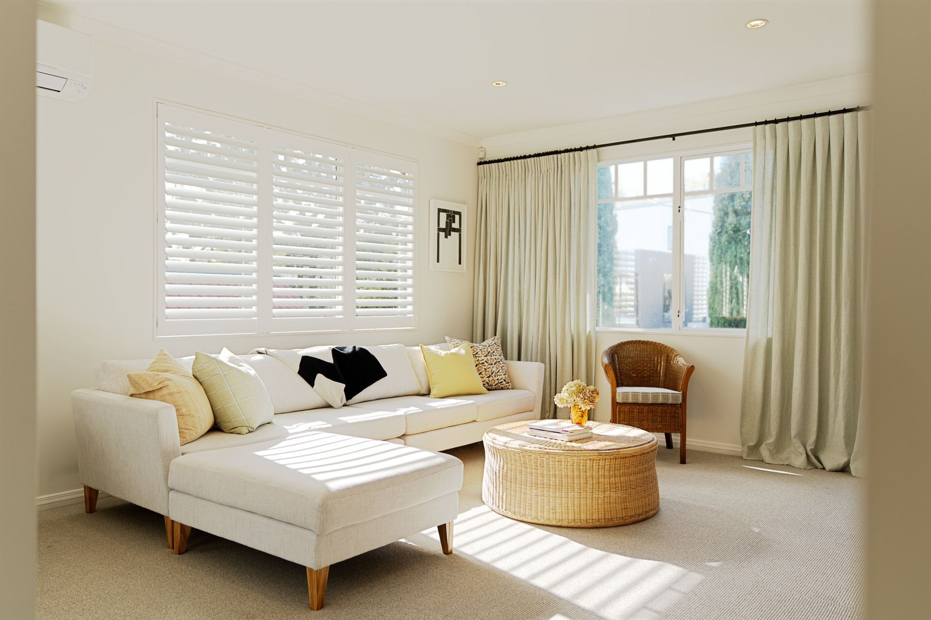 Kanat-StudioRukutaiLiving-Room-1-v3.jpg