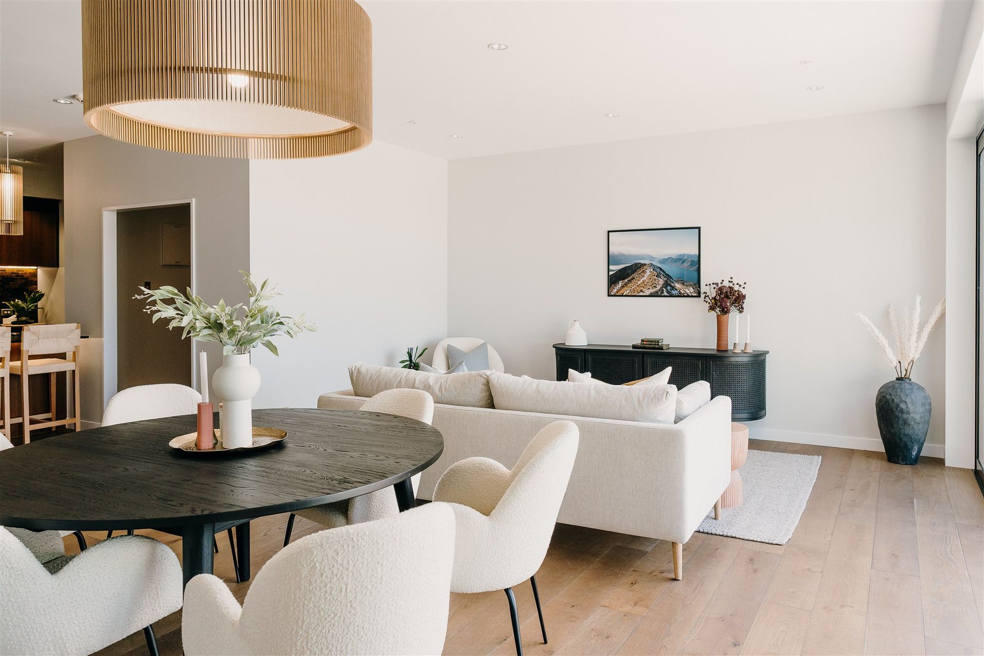Coastal + Luxurious