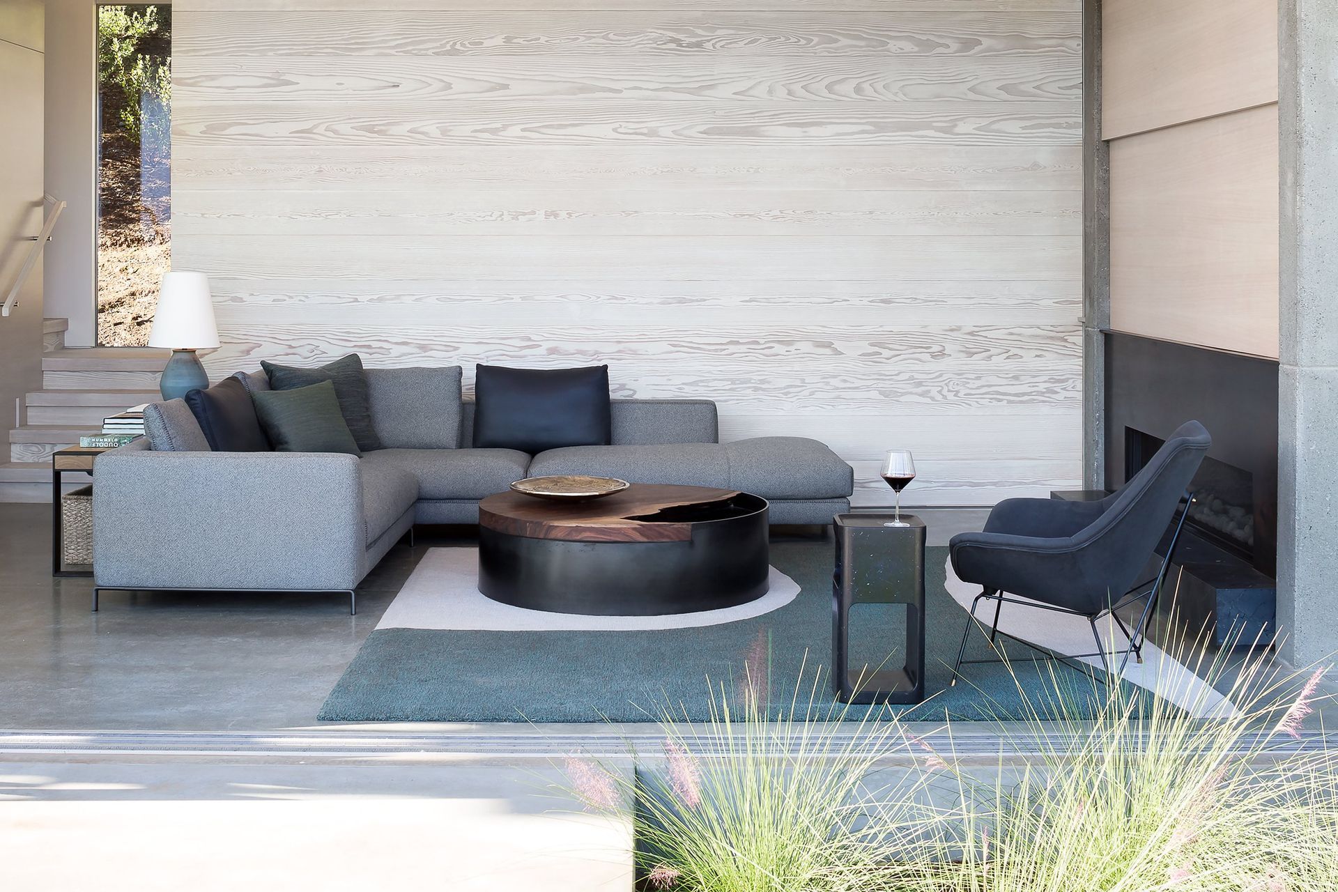 SCW-Gruen-4392-wine.jpg