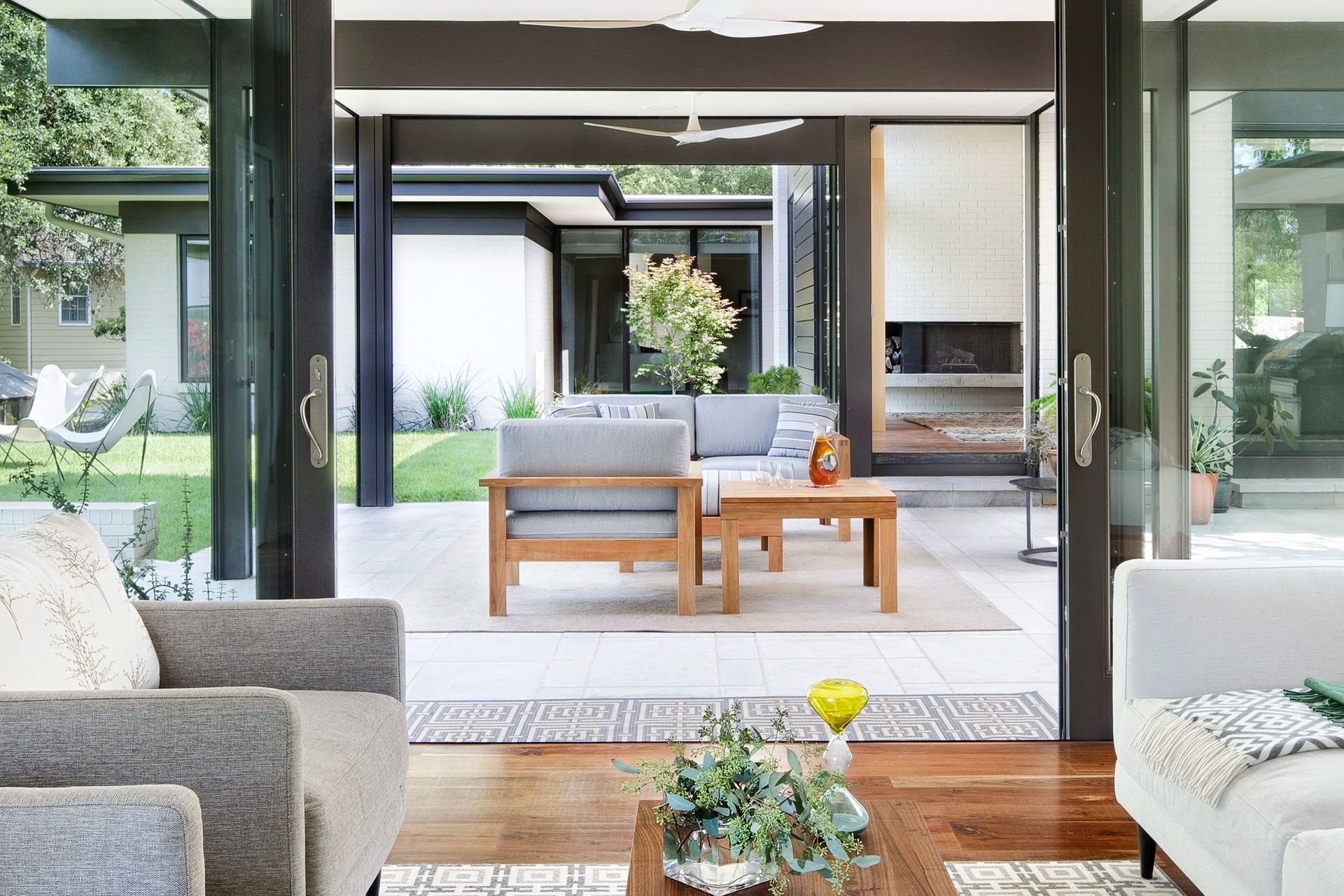 imgi56allison2Bburke2Binterior2BdesignPaul2BFinkelaustin2Binterior2Bdesigner35.jpg