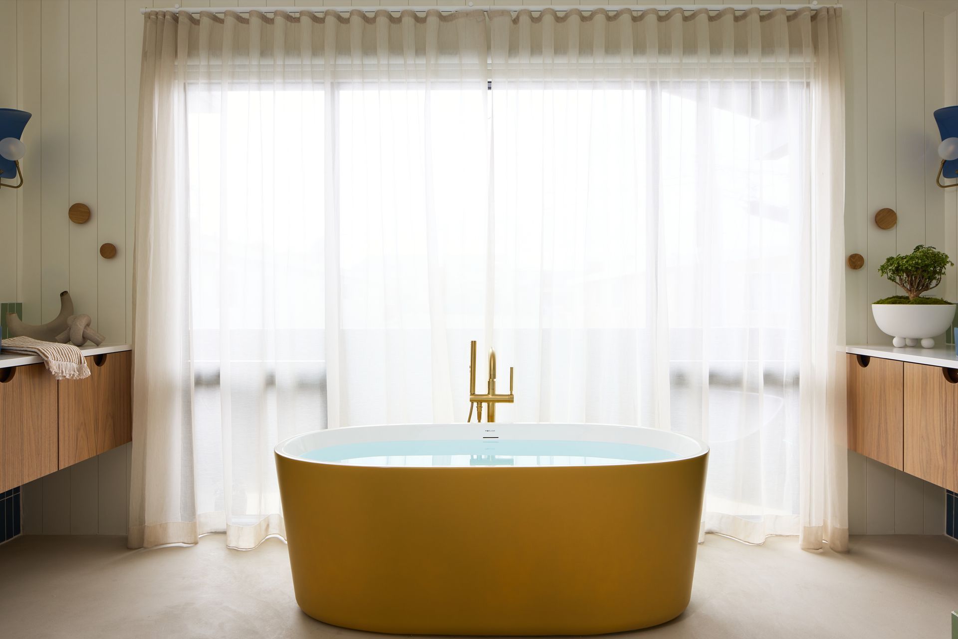 shelbybournephotoLuluDesignsNewport28-ap-compressed.jpg