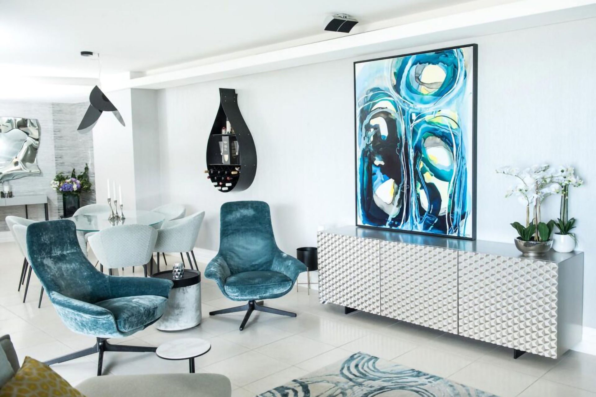 Manly-Beachside-Apartment07-v3.jpg