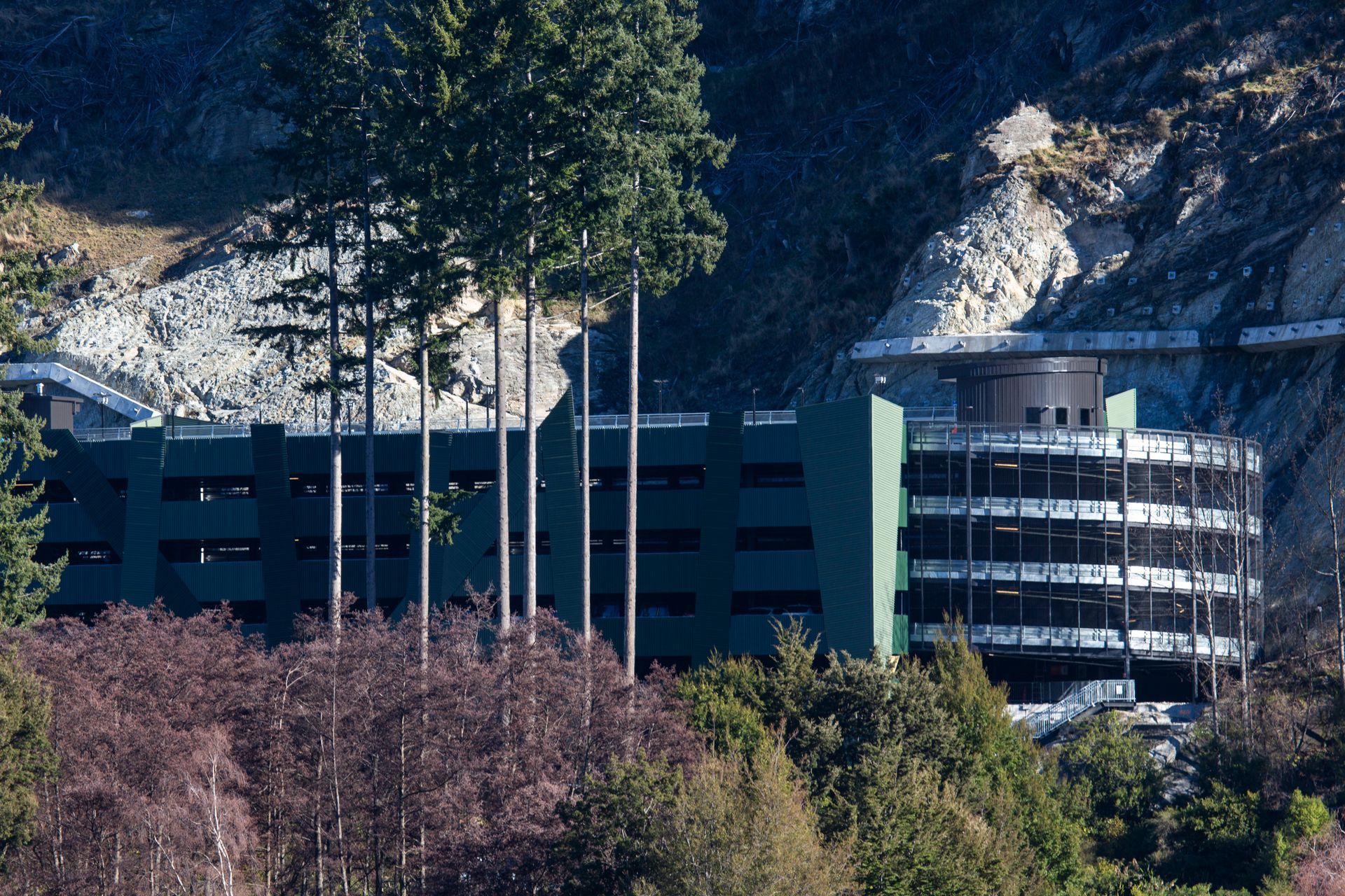 SkylineBottomTerminalCarpark028.JPG