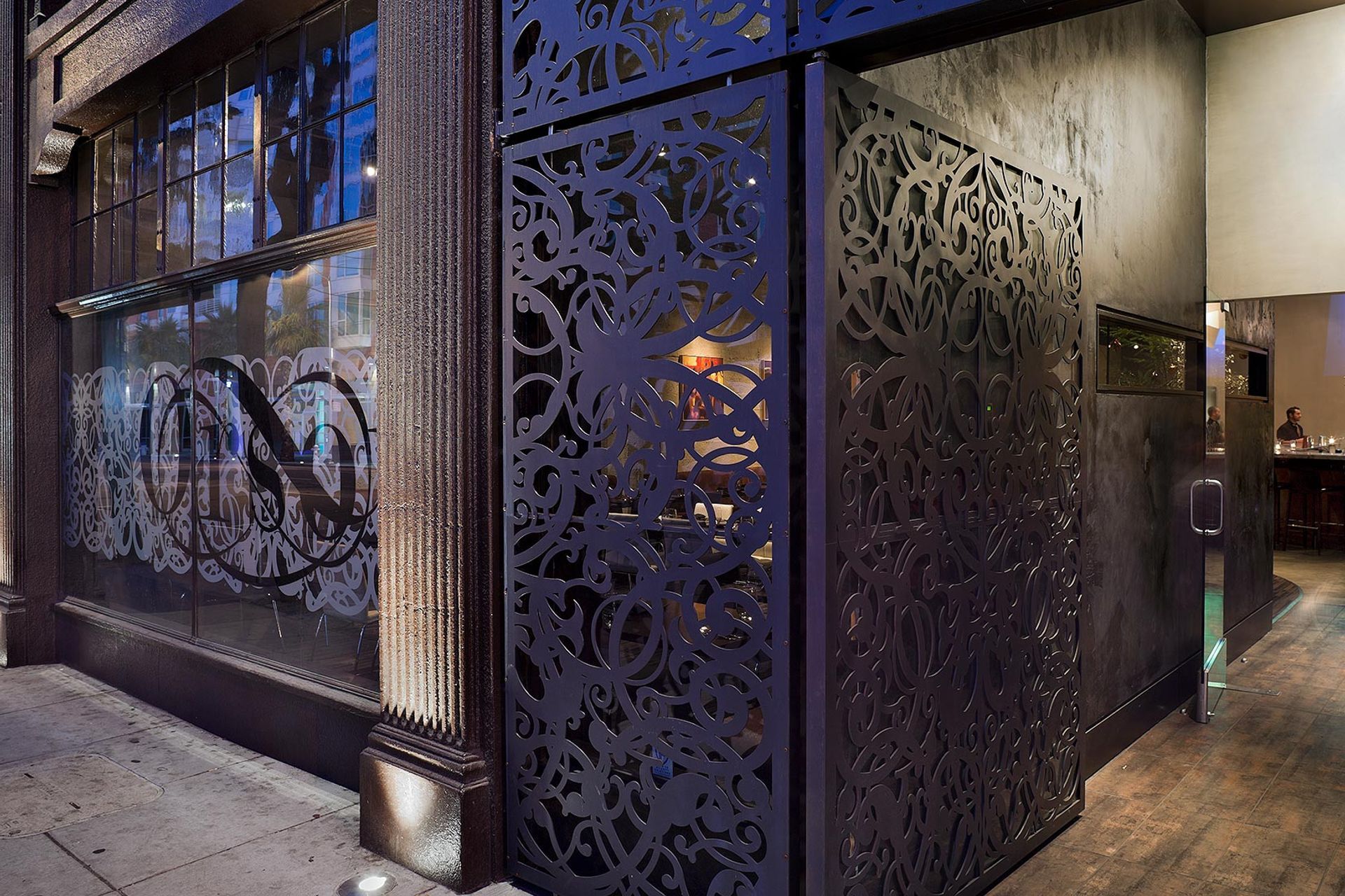 001Zack-de-VitoModern-Architecture-Construction-Design-Orson-San-Francisco-Custom-RestaurantSteel-Entry-Gate-Door.jpg