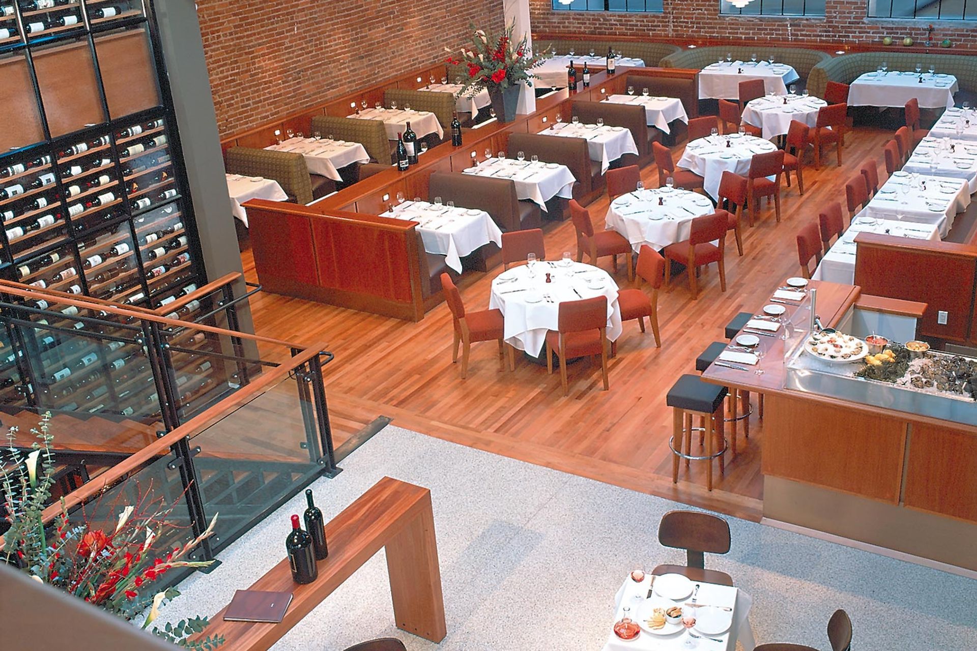 002Zack-de-VitoModern-Architecture-Construction-Design-BuildBacar-San-Francisco-Custom-RestaurantMain-Dining.jpg