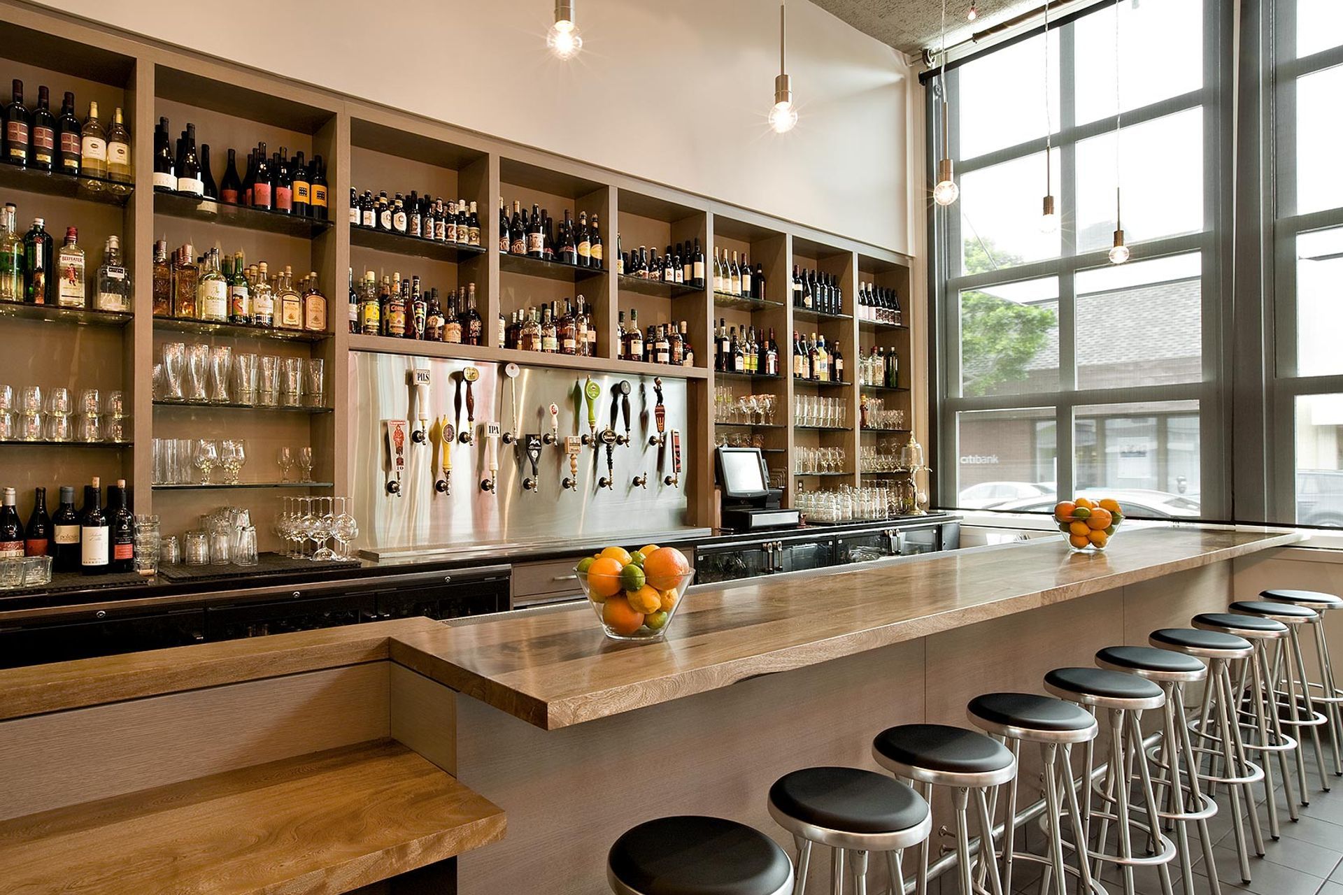 003-Zack-de-VitoModern-Architecture-Construction-Design-BuildDelarosaSan-FranciscoCustom-RestaurantBar-DetailKam-007.jpg
