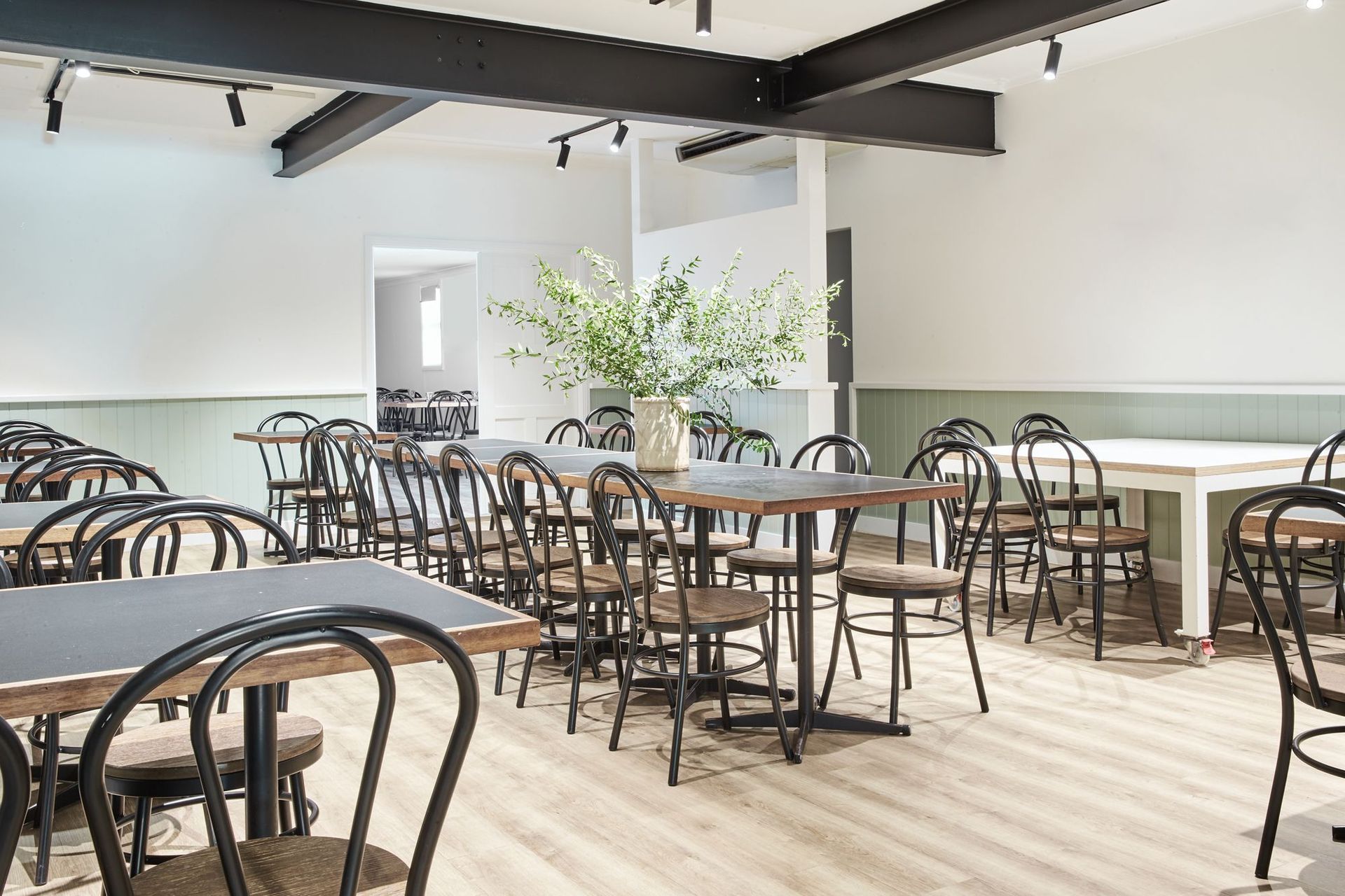 220823JMRaysPizza7358-v3.jpg