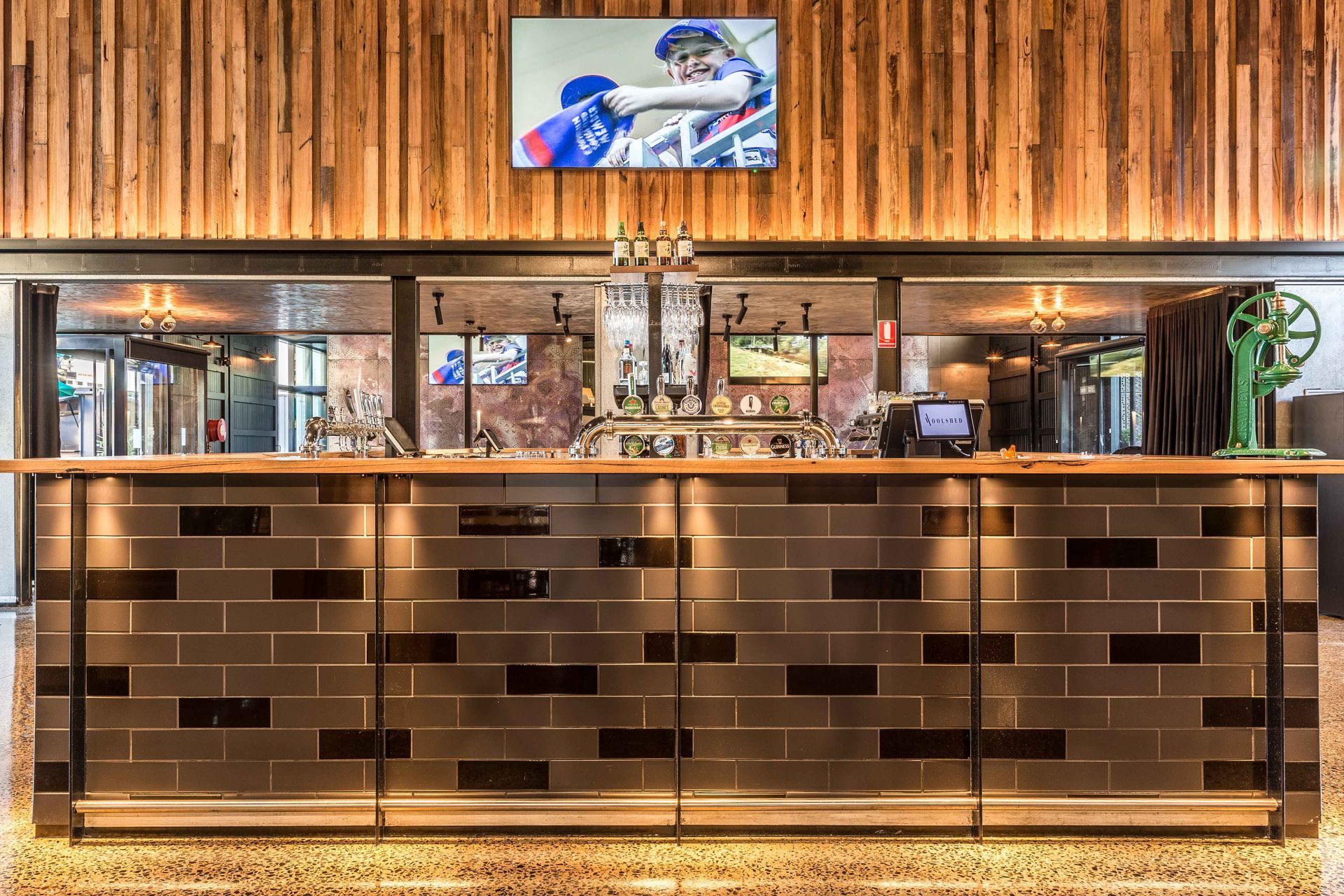 Woolshed Pub