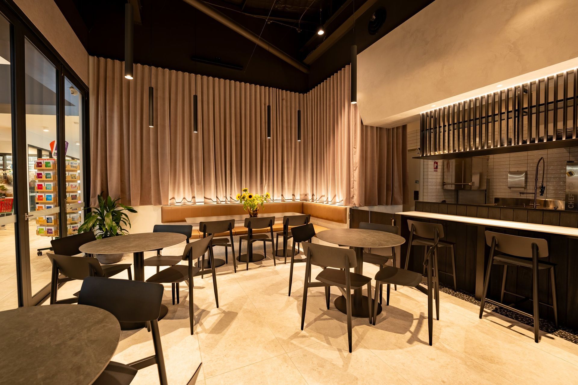 HelixGroupKinCafeComplete-21-v2.jpg