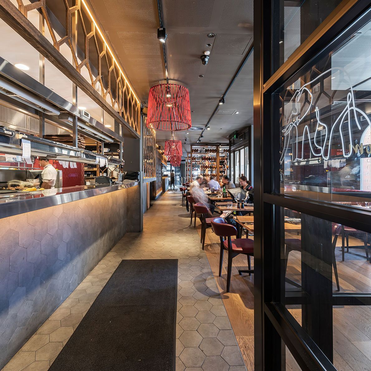 The-Meat-and-Wine-Co-Palace-Hotel20-gigapixel-standard-scale-200x.jpg
