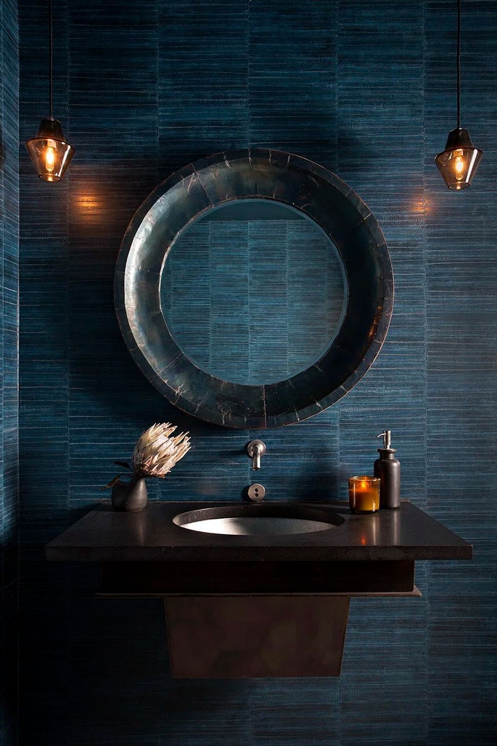 imgi5913CravottaInteriors-Juniper-BlueBathVanity.jpg