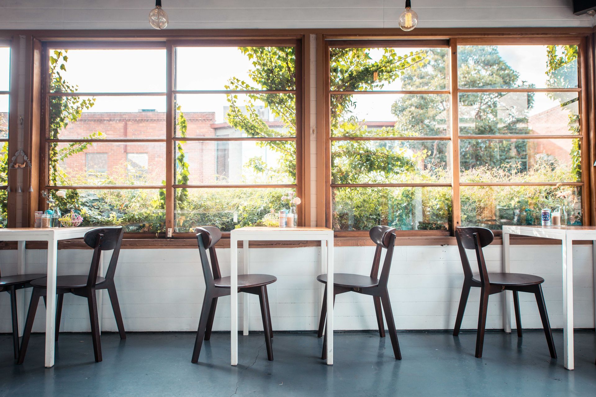 Larks Café