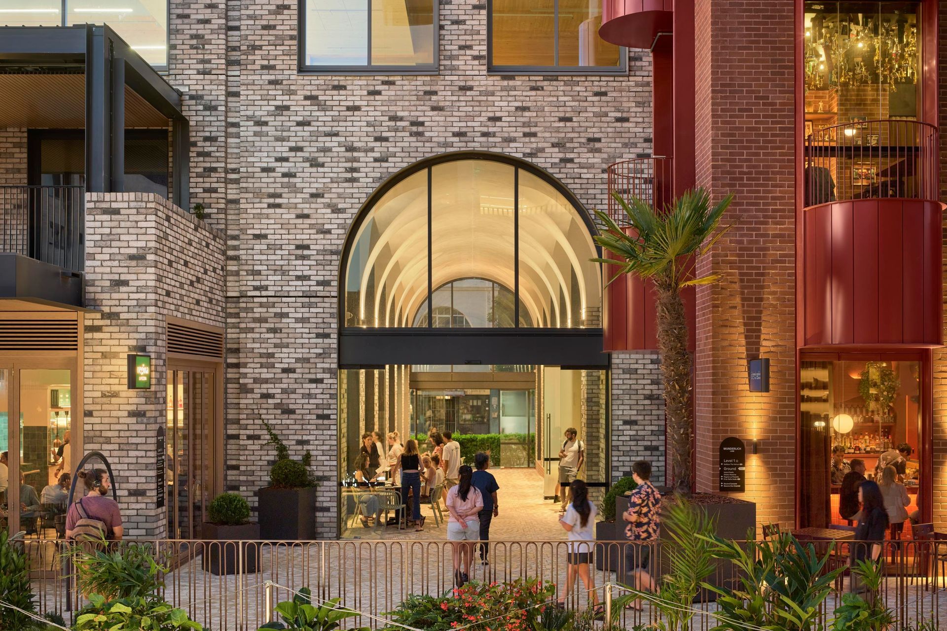 06SJB-Studio-Prineas-AspectSurry-Hills-Village-and-Wunderlich-LaneTom-RoeLR.jpg