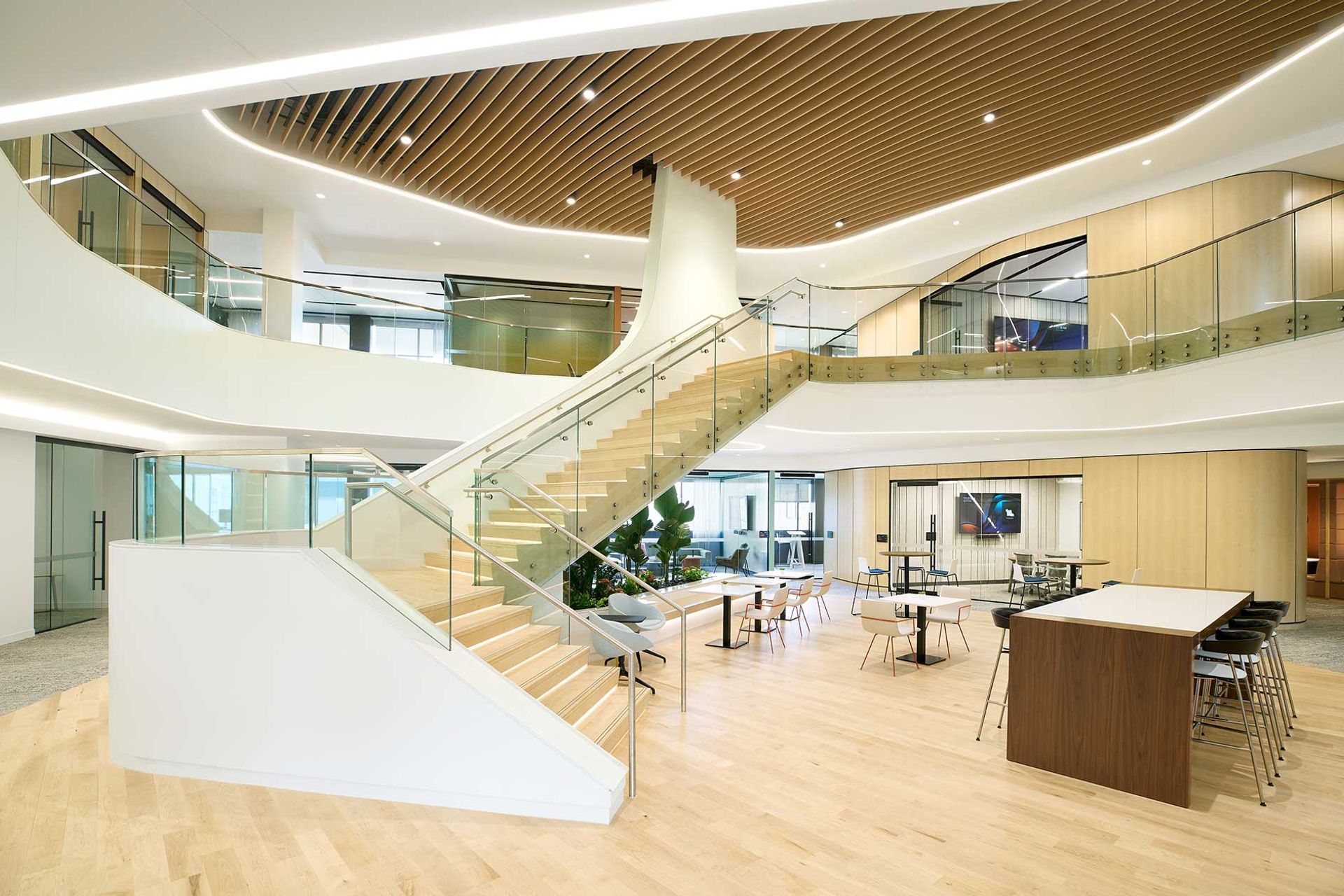 Amway-Treehouse-02.jpg