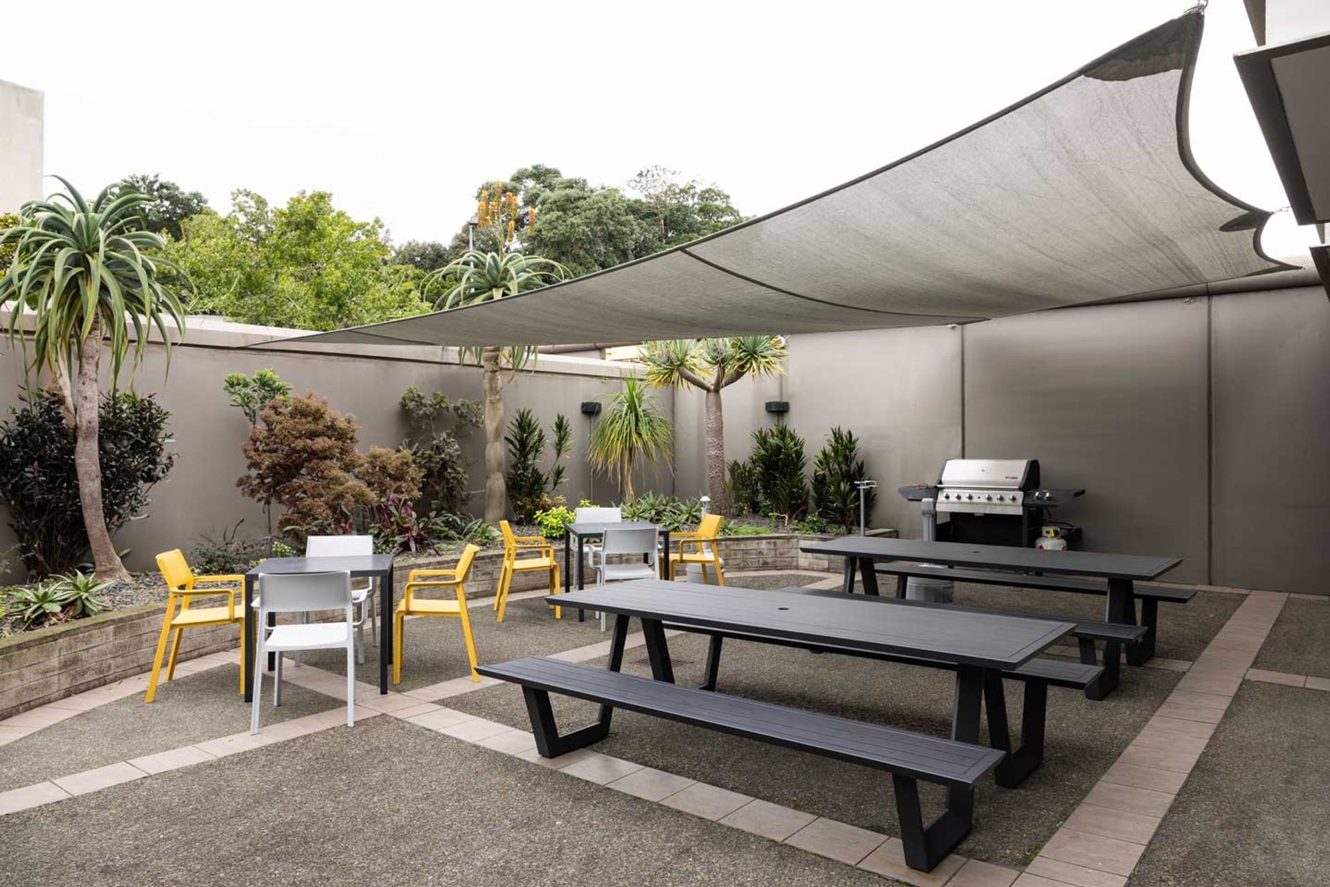 DHL-AucklandWorkplace-Design5-v2.jpg