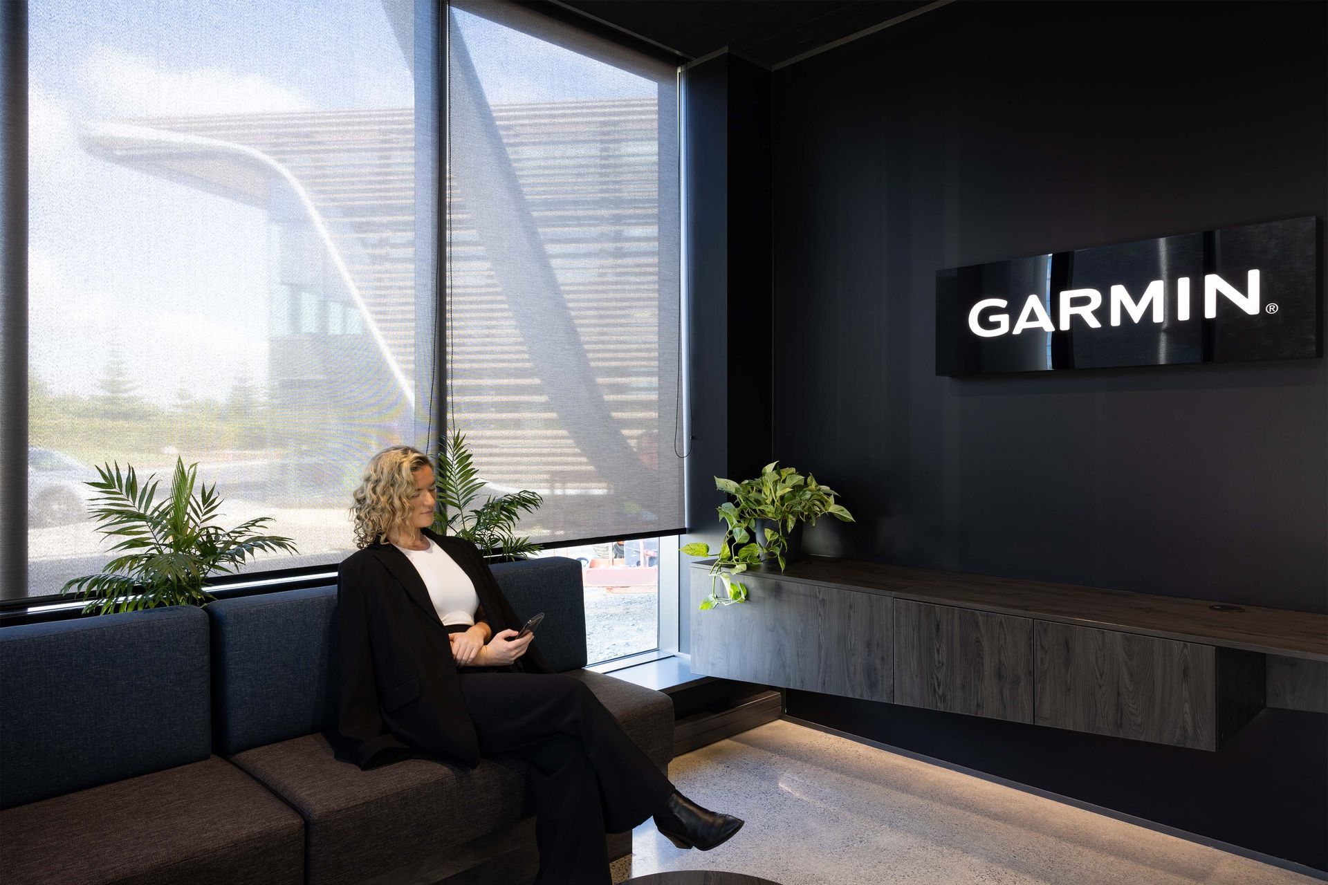 GarminAucklandCommercial-Interior-Design2jpg.jpg