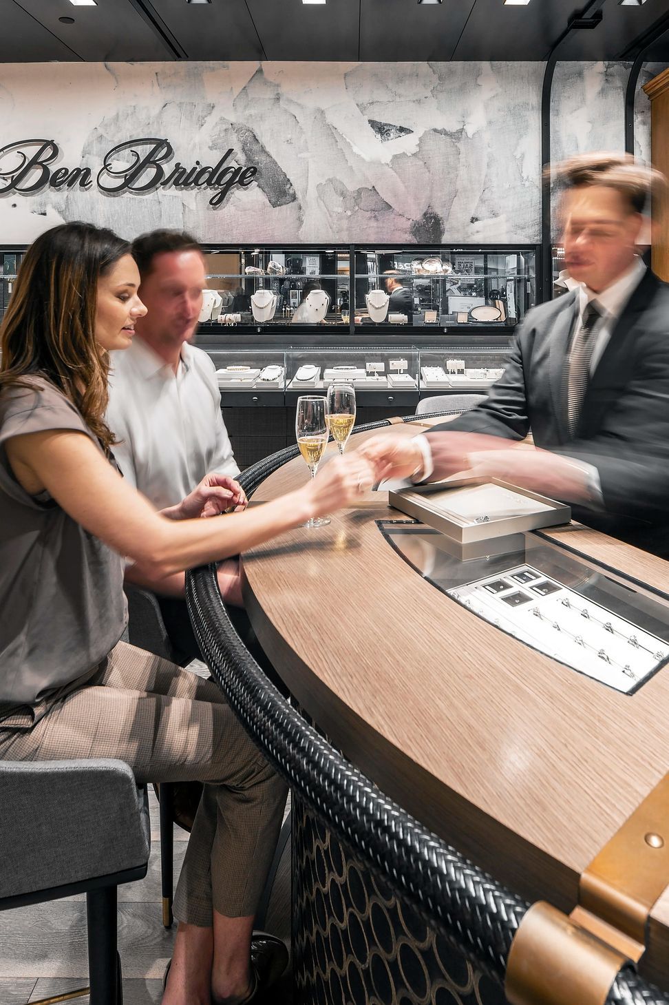 SkBArchitects-BenBridgeJewelers-WestfieldSouthcenter-07-ap-compressed-v3.jpg