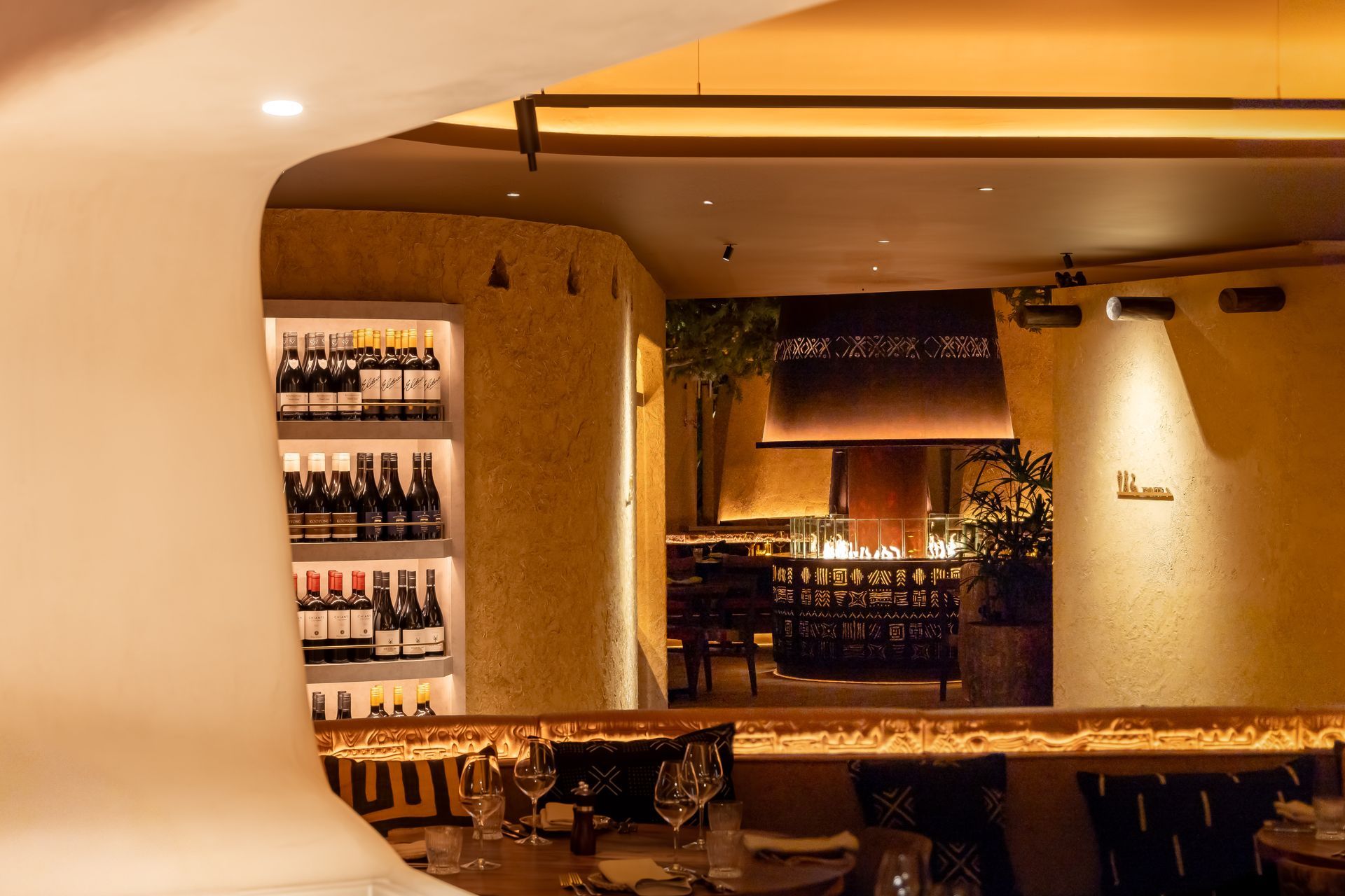 The-Meat-and-Wine-Co-Circular-Quay-Restaurant-Design-COOOP-19.jpg