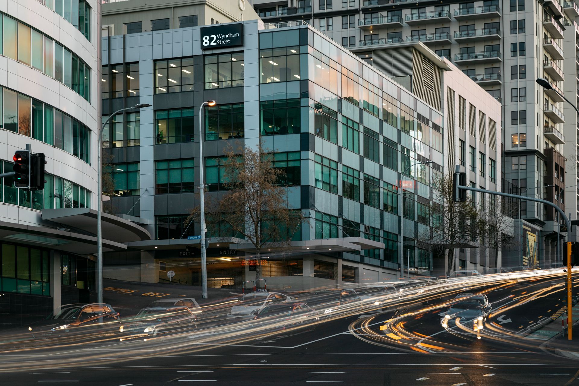 82 Wyndham St