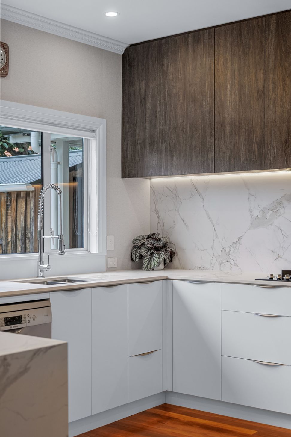 019Open2viewID606123-ModernAgeKitchens.jpg