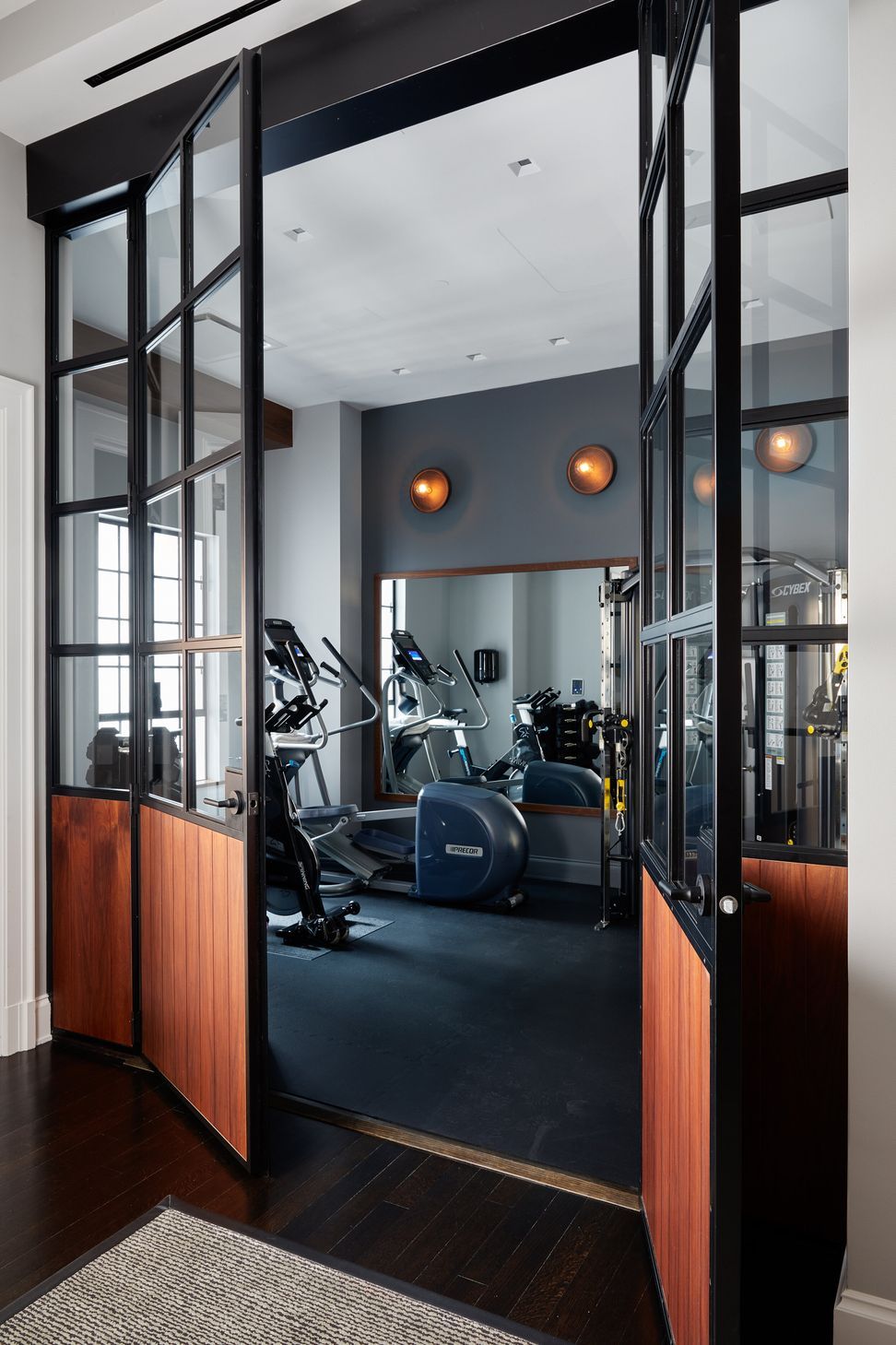 BeckySheaW12GymPatio0034.jpg