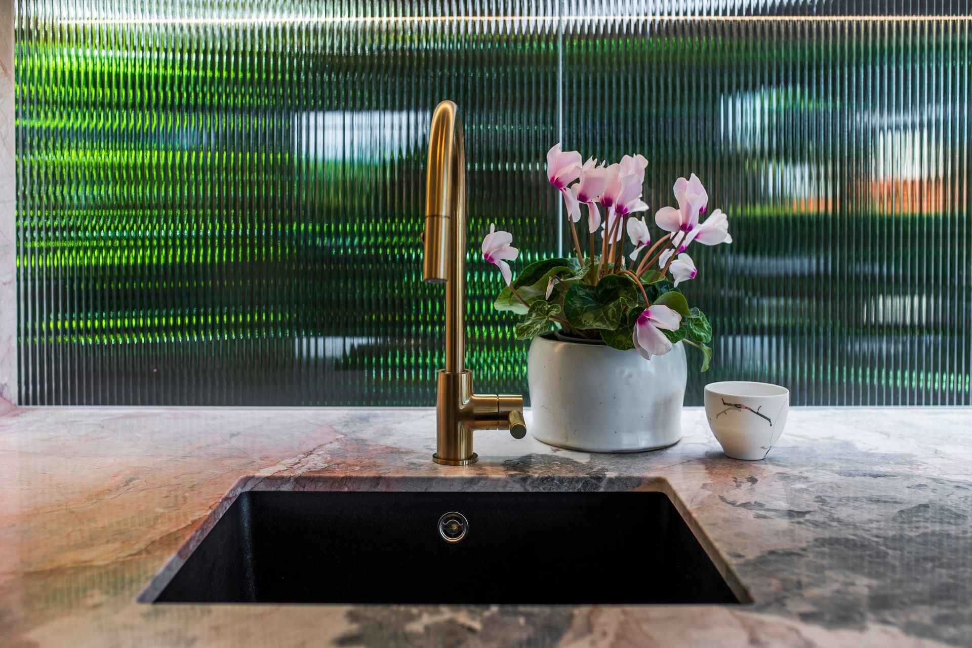 Modern-Luxury-kitchen-design-renovations-Premier-Kitchens-Sydney-gitani-stone-miele-fisher-paykel-abey-45-reels.jpg