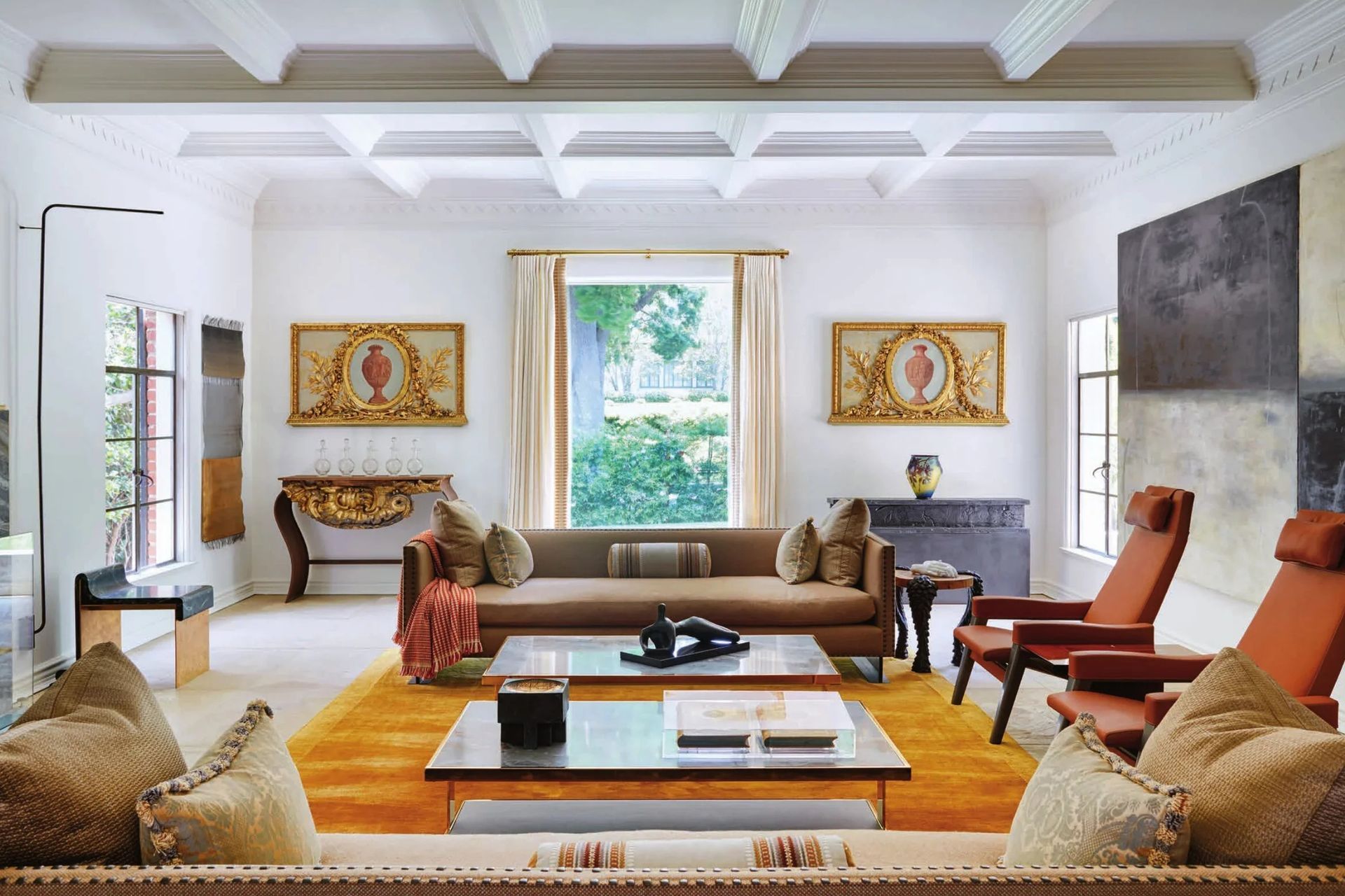 andrea-michaelson-elegant-luxury-living-roomwebp-ap-compressed.jpg
