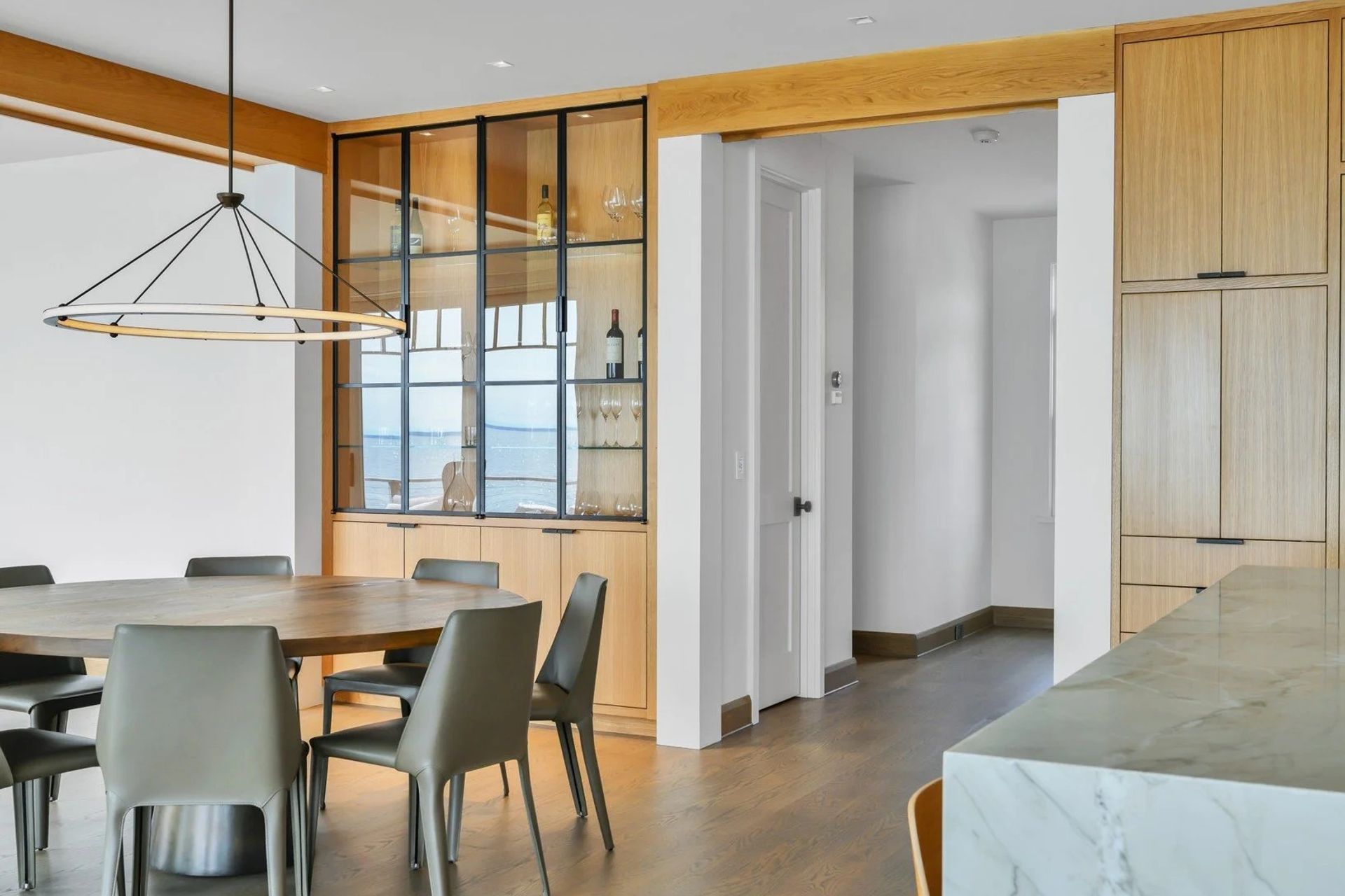 imgi41allison2Bburke2Binterior2Bdesignaustin2Binterior2Bdesignersurfside2Bresidence9.jpg