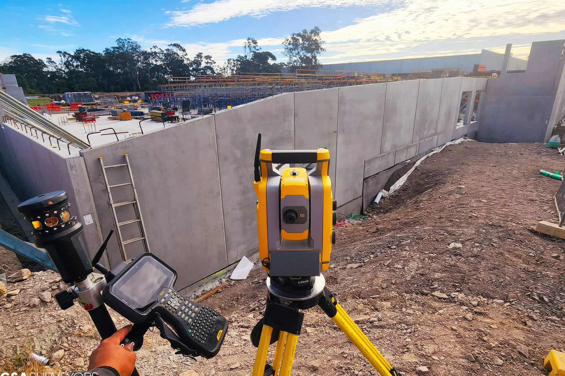 It-is-Rouse-Hill-Project-Total-Construction-Not-Much-room-to-Work-FB-1-gigapixel-standard-scale-200x-v3.jpg