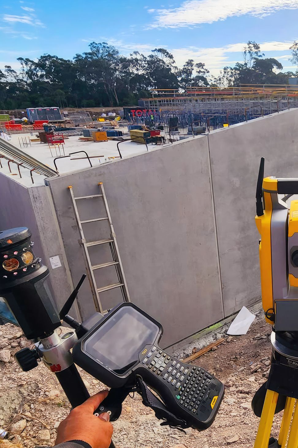 It-is-Rouse-Hill-Project-Total-Construction-Not-Much-room-to-Work-IG-1-gigapixel-standard-scale-200x-v2.jpg
