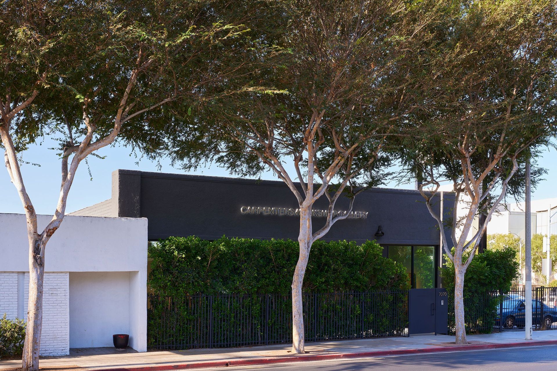 0808227070SantaMonicaGallery0033V1.jpg