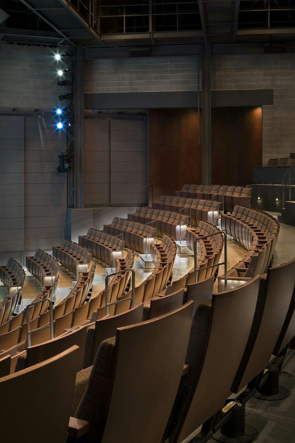 0902-Topfer-Theatre-at-ZACH-Andrew-Pogue-V-Auditorium.jpg