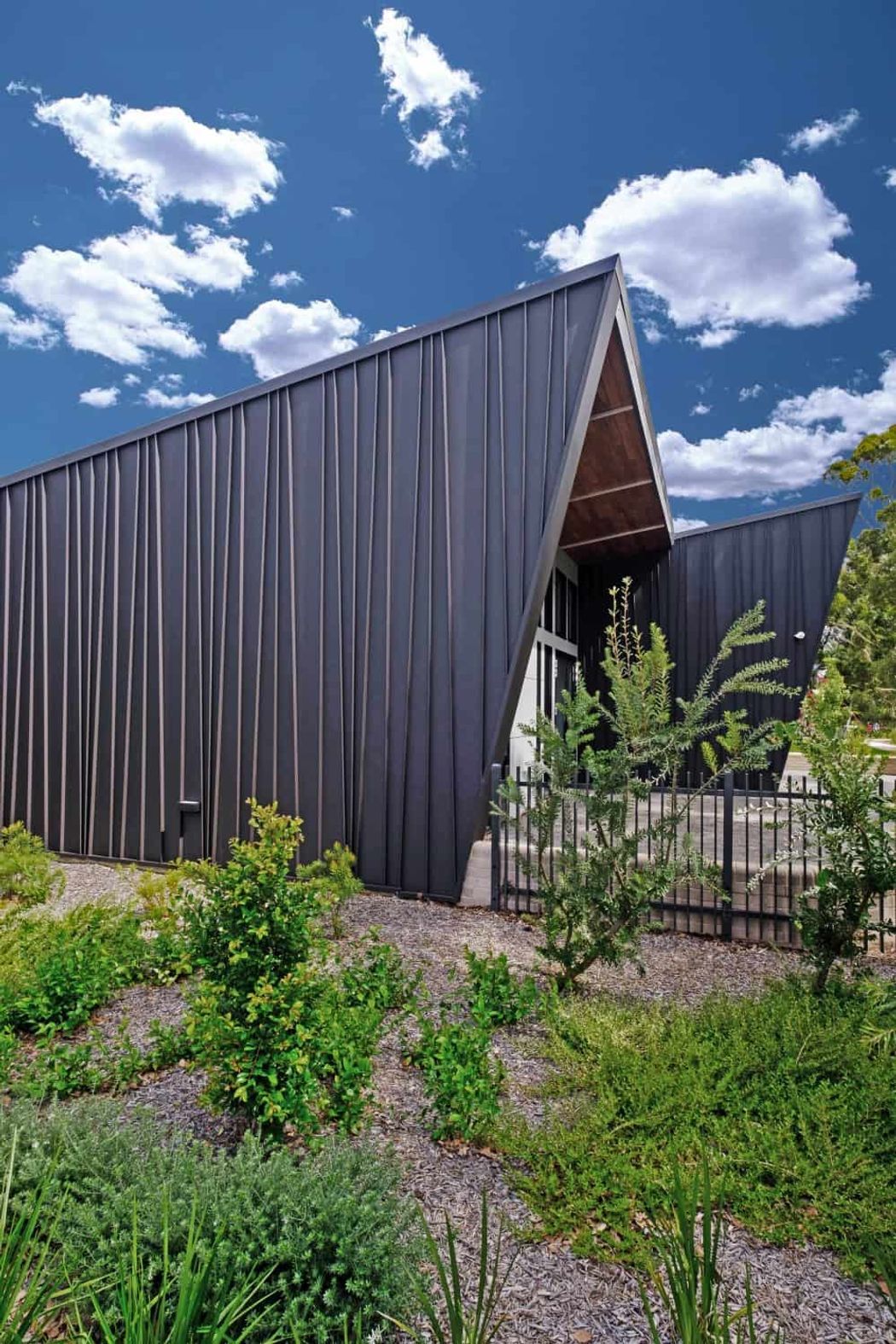 Storey-Park-Community-Centre-Genesis-Standing-Seam-Tapered.jpg