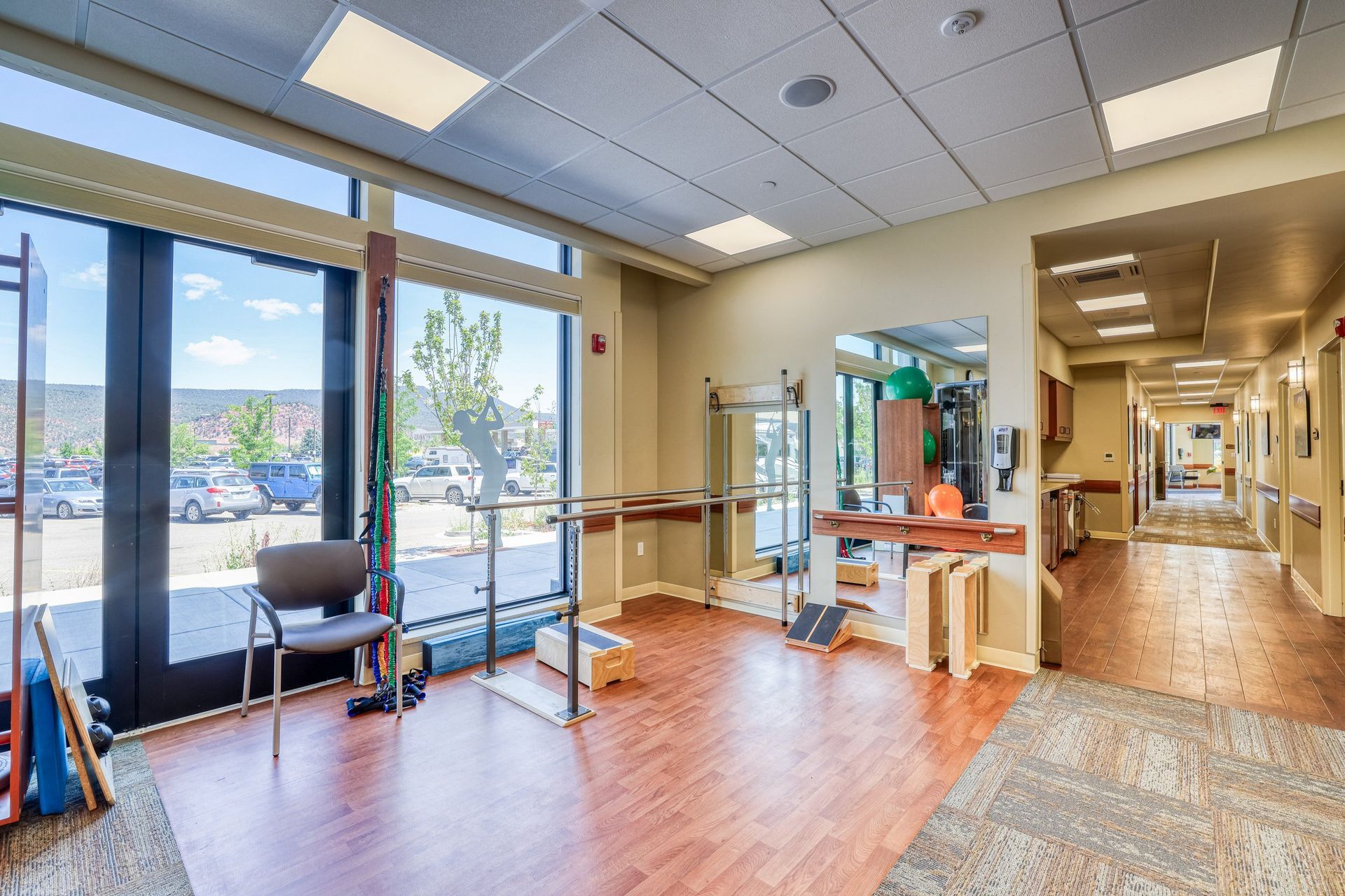 CardondalePTClinic-39.jpg