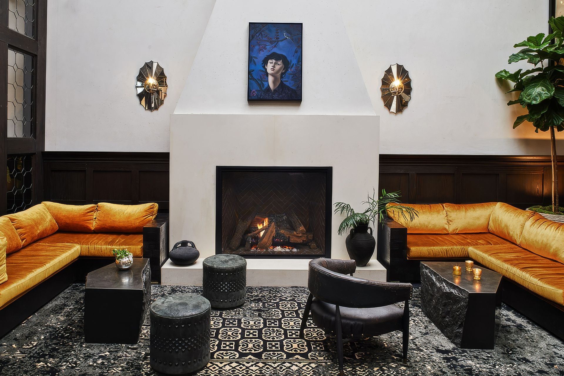 00hotelfig04-upscaled-by-Replicate.jpg