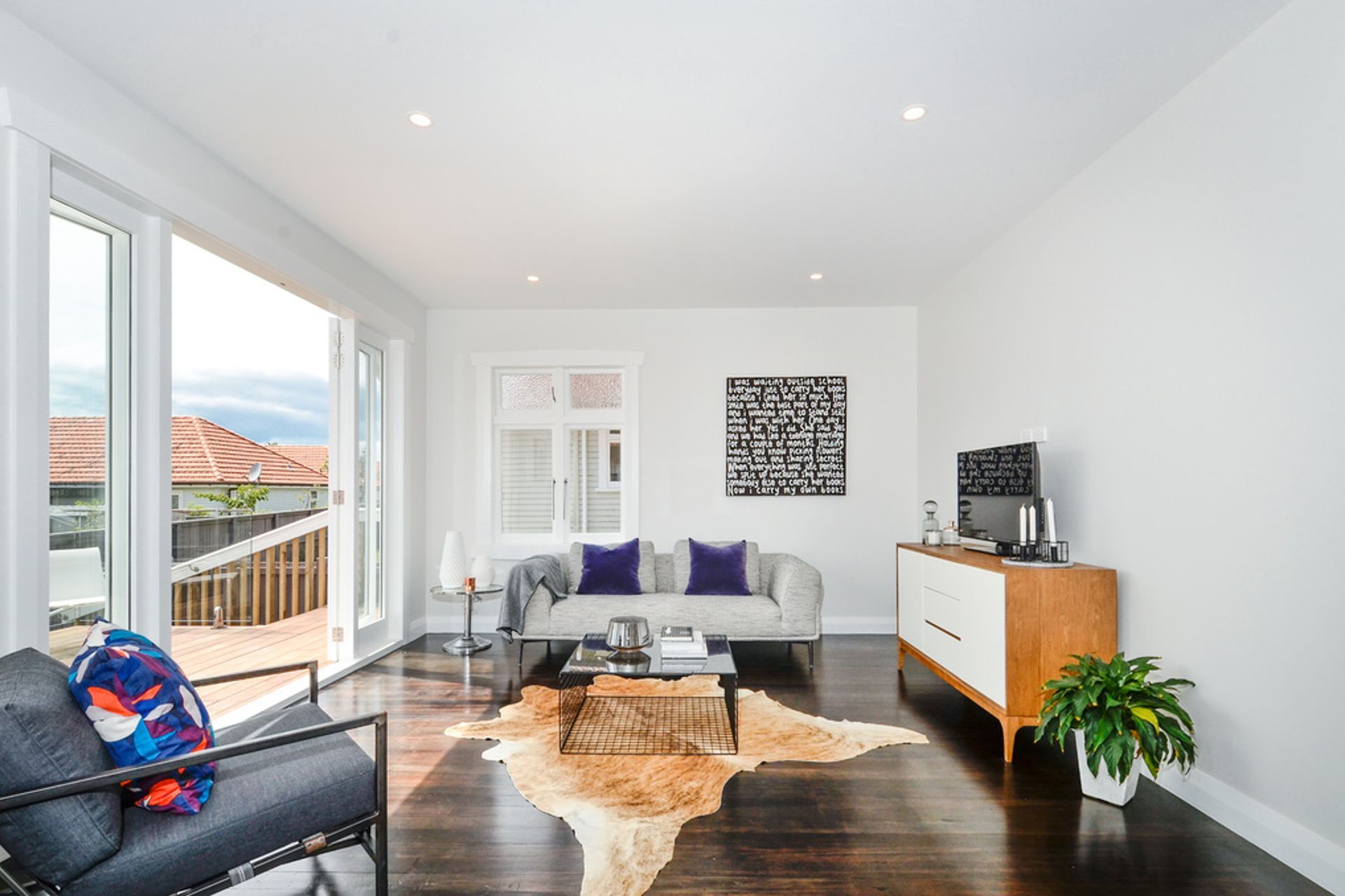 016Open2viewID411201-CochraneRoad7-v2.JPG