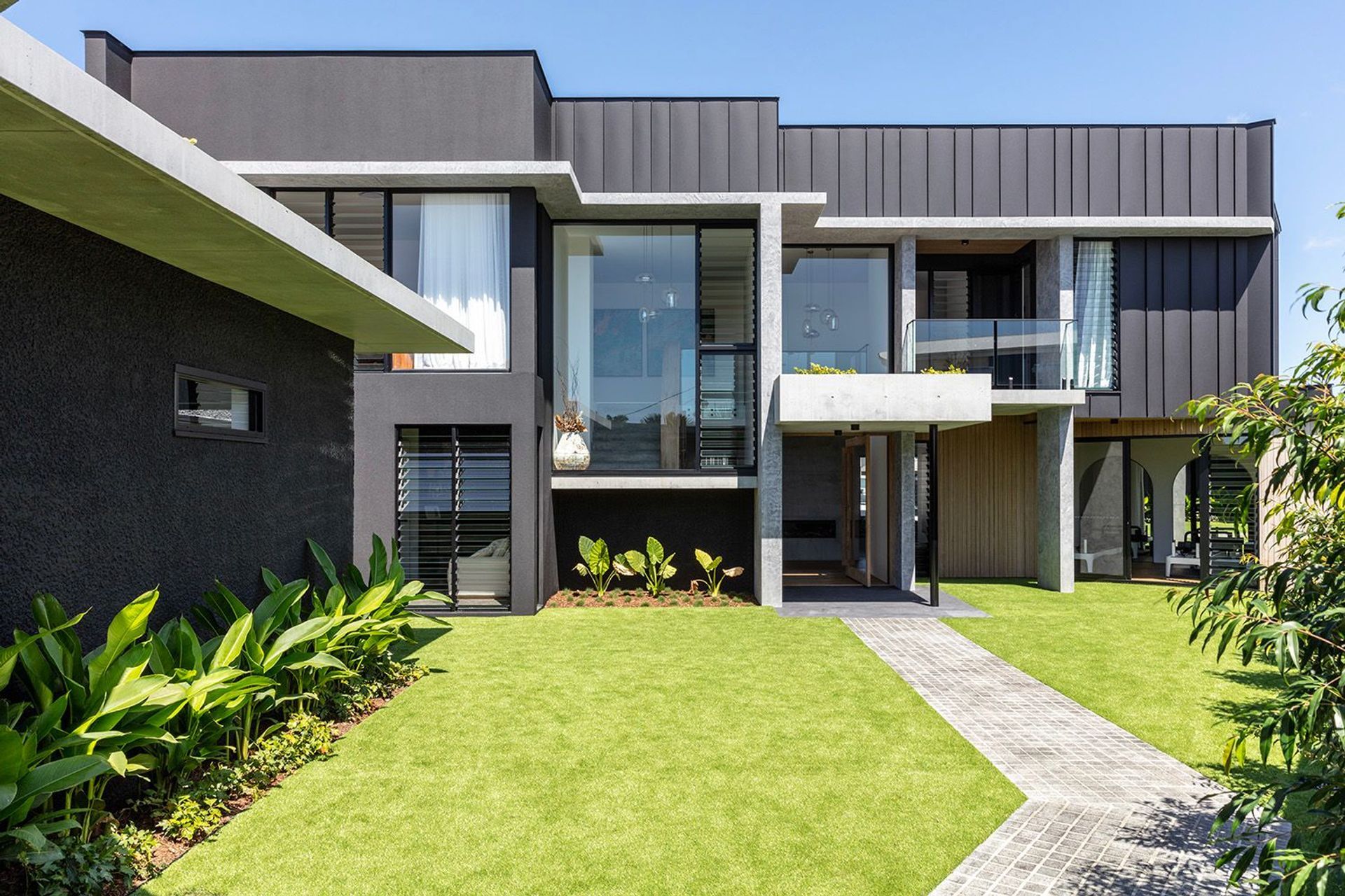 Coomaroo Residence